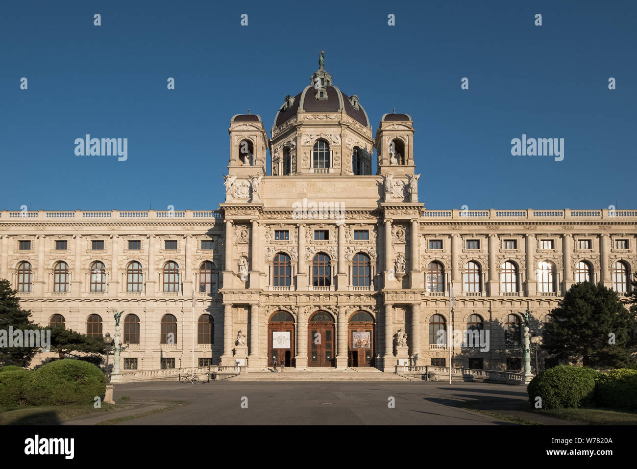 Exterior view of Kunsthistorisches Museum (Museum of Art History), Maria-Theresien-Platz 1, Vienna, Austria Stock Photo