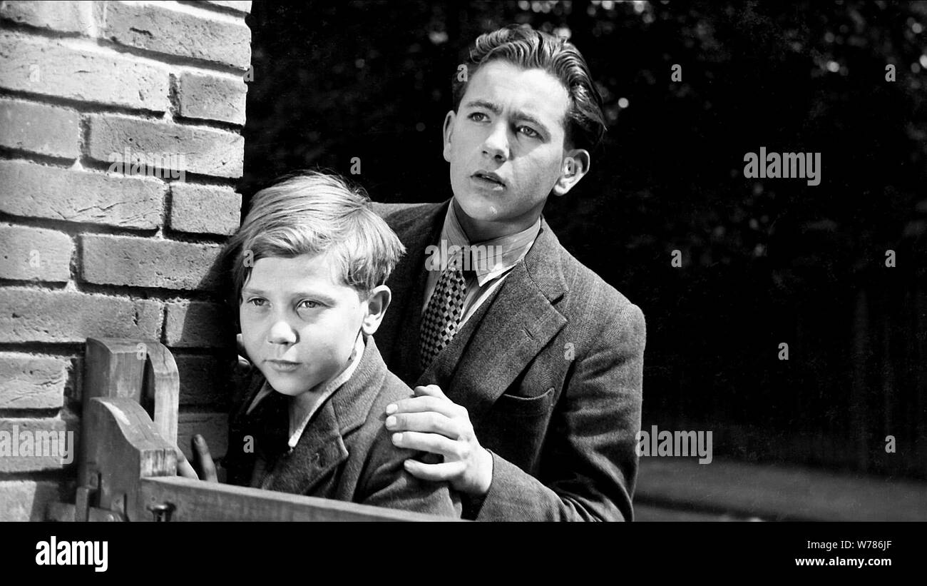 DOUGLAS BARR, HUE AND CRY, 1947 Stock Photo