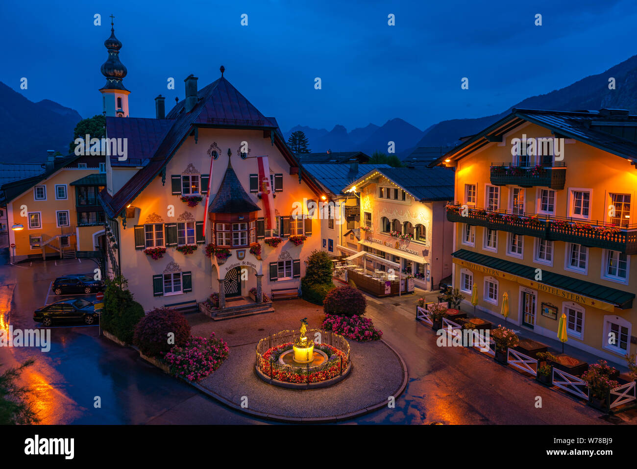 ST. GILGEN, AUSTRIA - JULY 11, 2019: The Rathaus (Town Hall) on ...