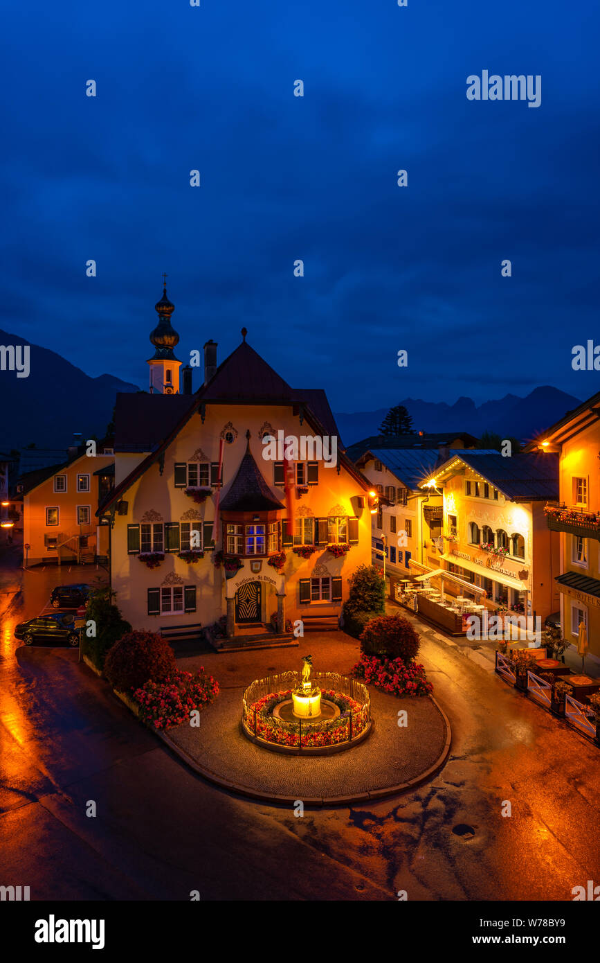 ST. GILGEN, AUSTRIA - JULY 11, 2019: The Rathaus (Town Hall) on ...