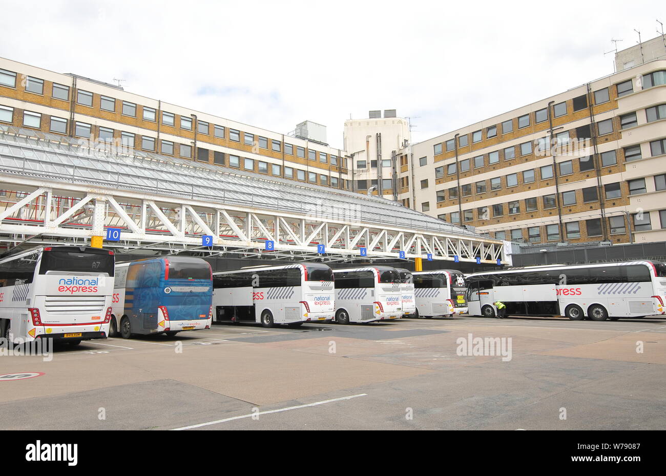 Victoria coach bus station terminal London England Stock Photo - Alamy