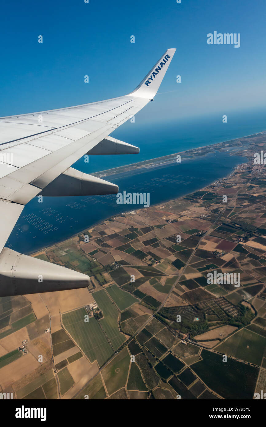 South of france ryanair hi-res stock photography and images - Alamy