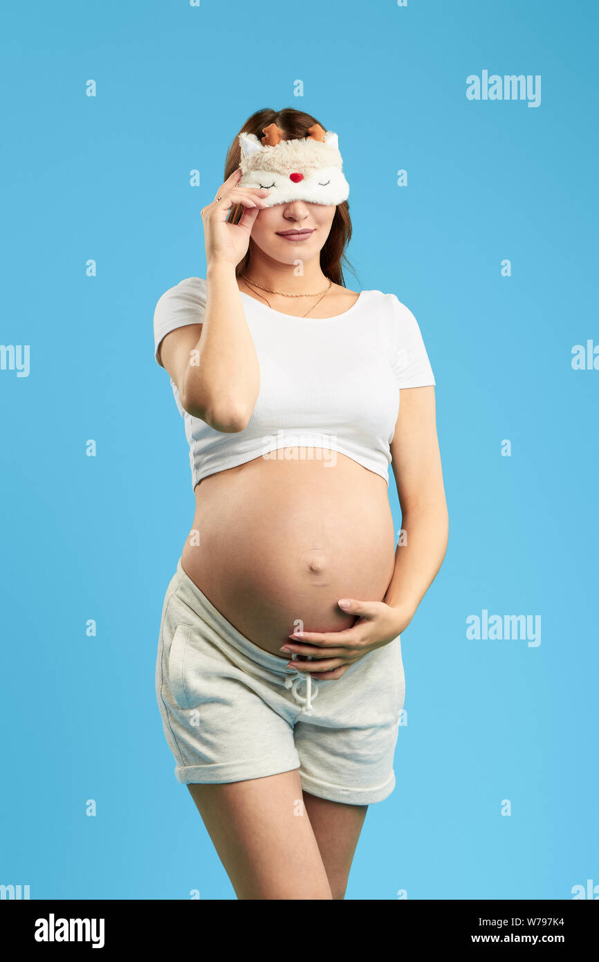 Download Pregnant Woman Wearing Mask High Resolution Stock Photography And Images Alamy PSD Mockup Templates