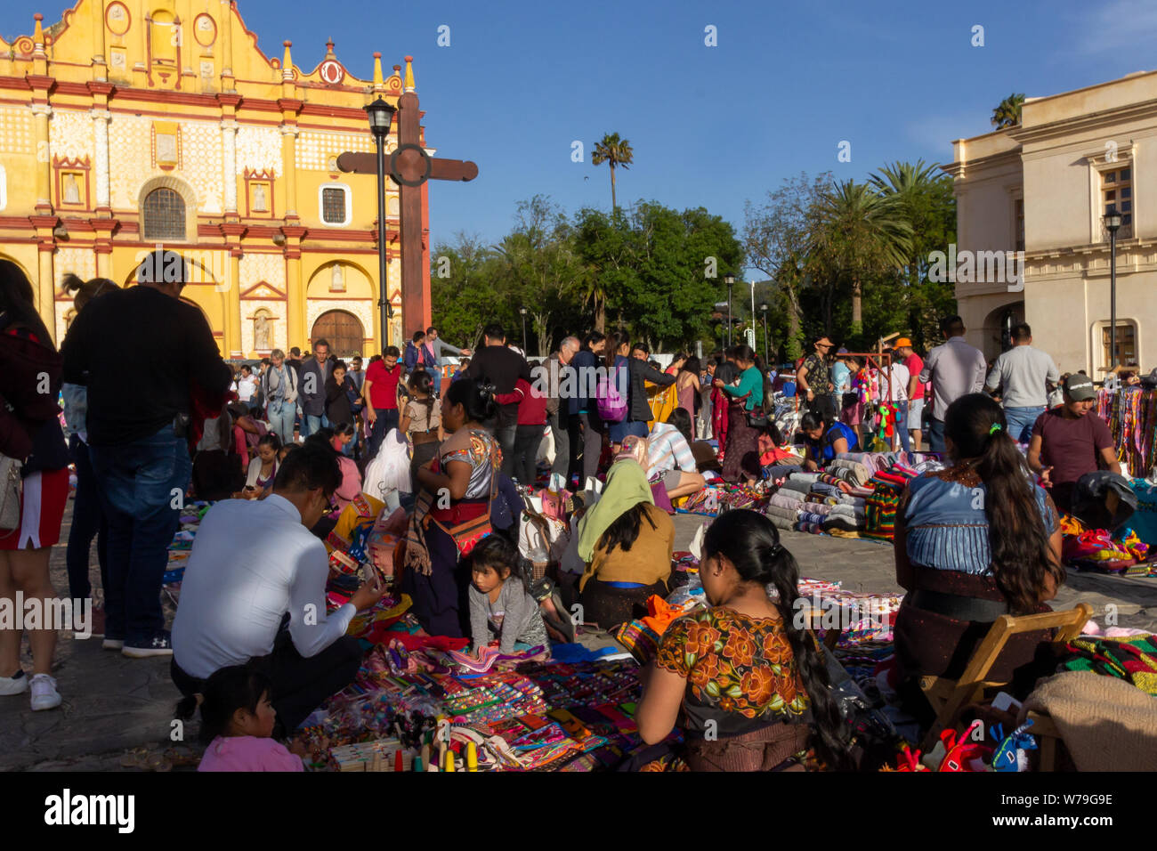 Indigenous people mexico hi-res stock photography and images - Alamy