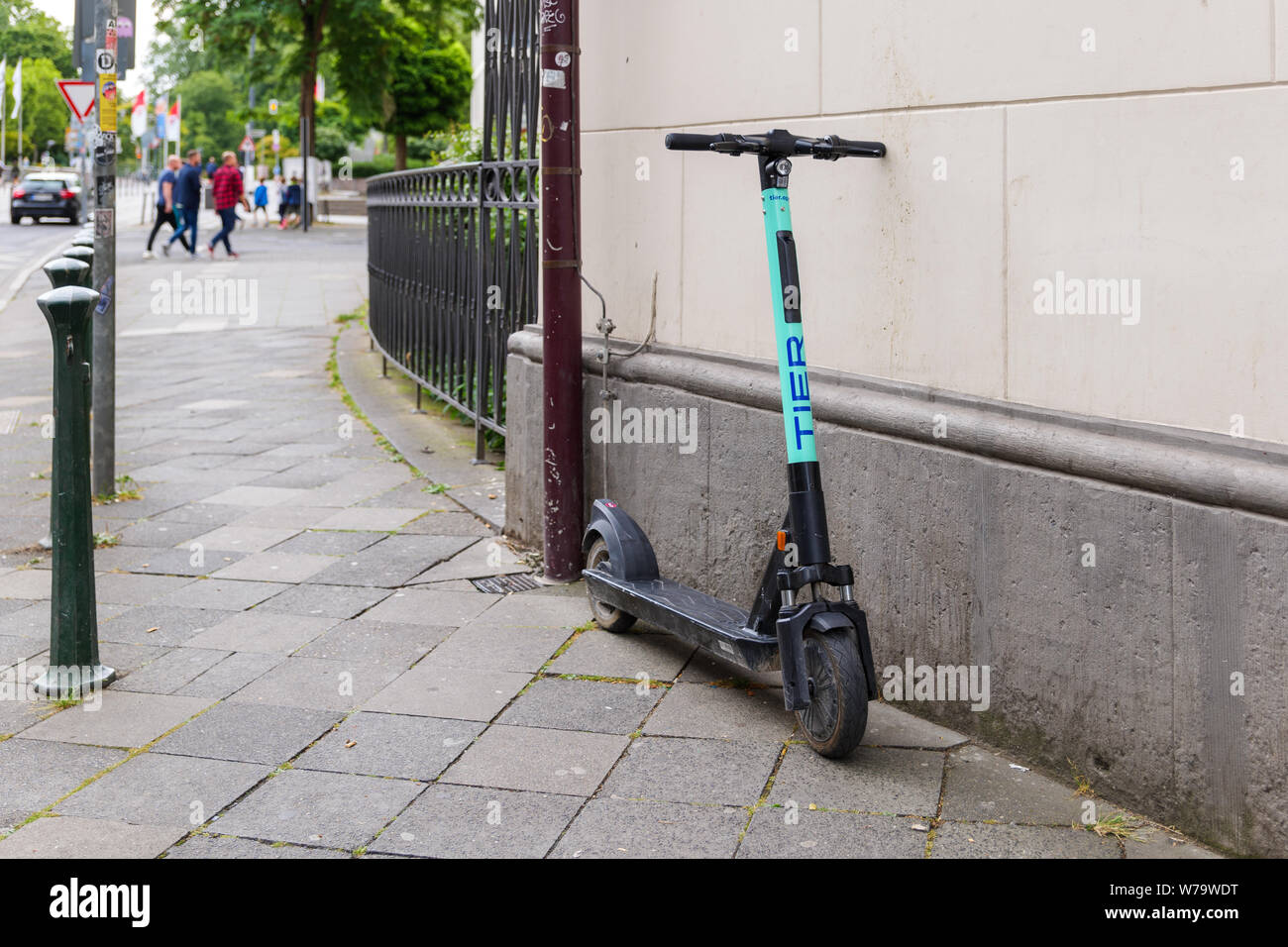 Tier Scooter High Resolution Stock Photography and Images - Alamy