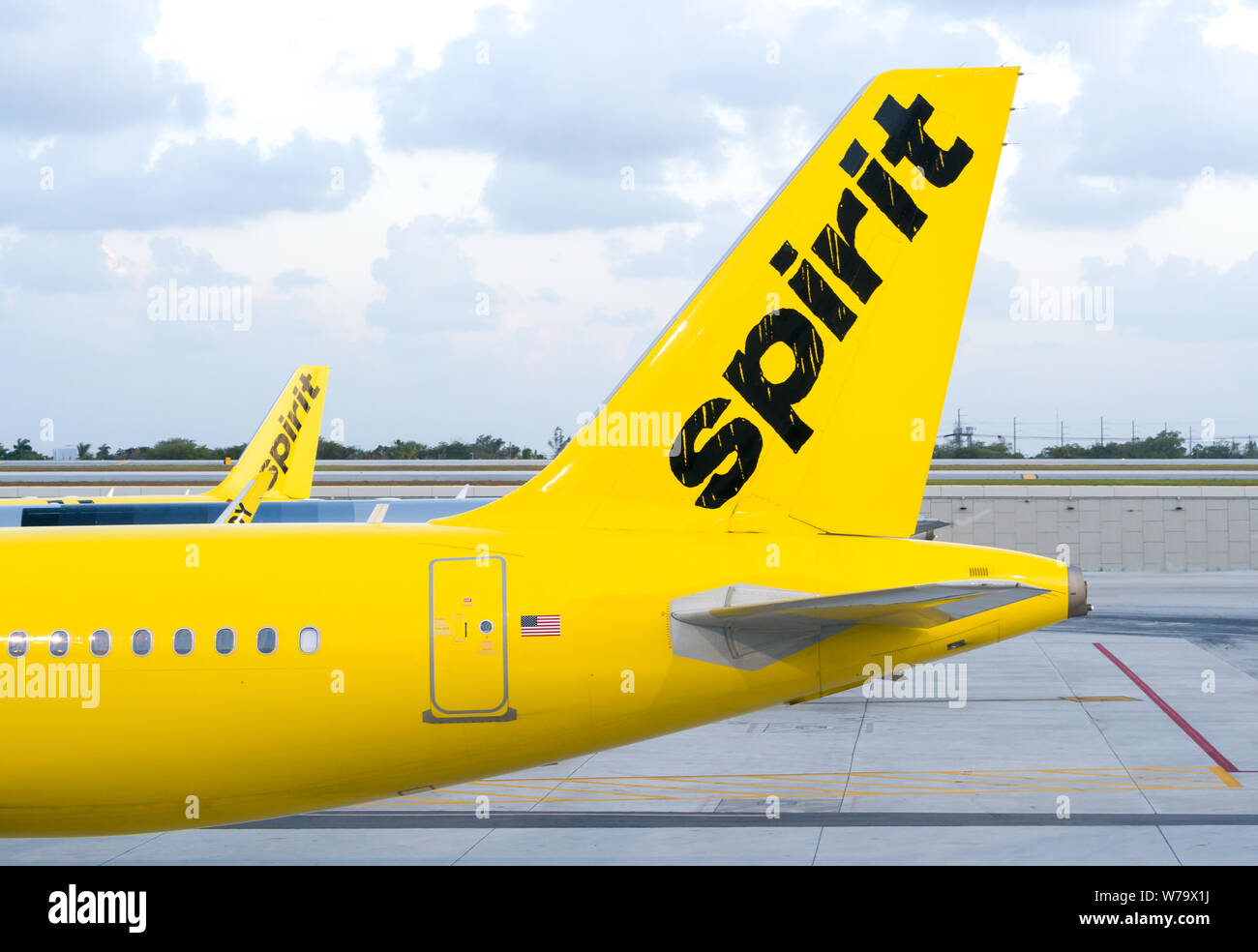 FORT LAUDERDALE, FLA/USA APRIL 15, 2017 Spirit Airlines jet airplane