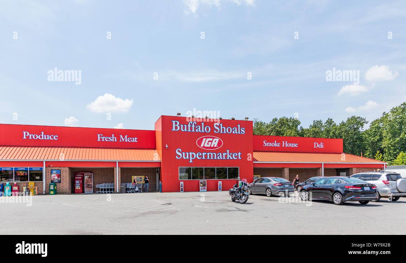 Iga supermarket hires stock photography and images Alamy