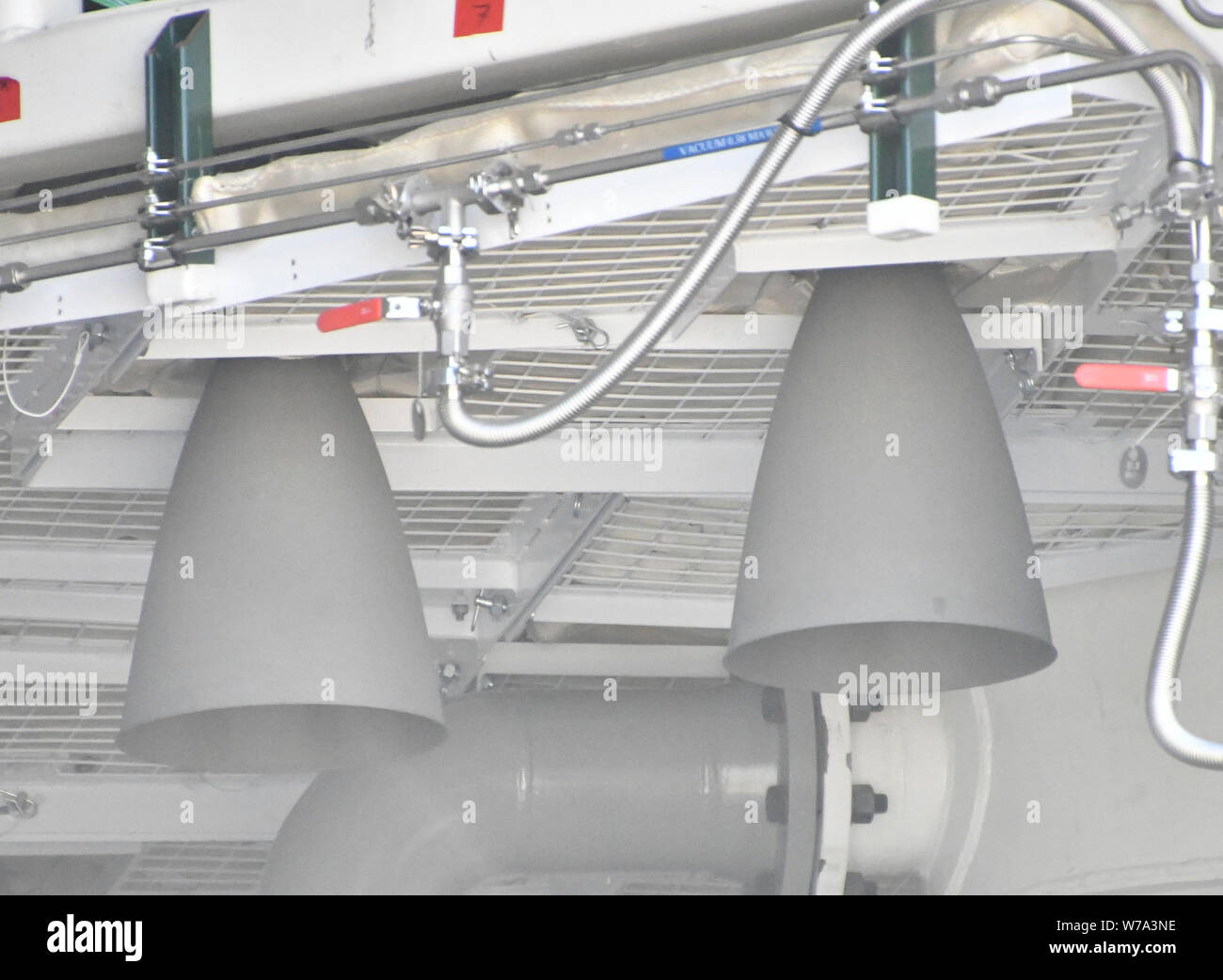 Control by wire engines hi-res stock photography and images - Alamy