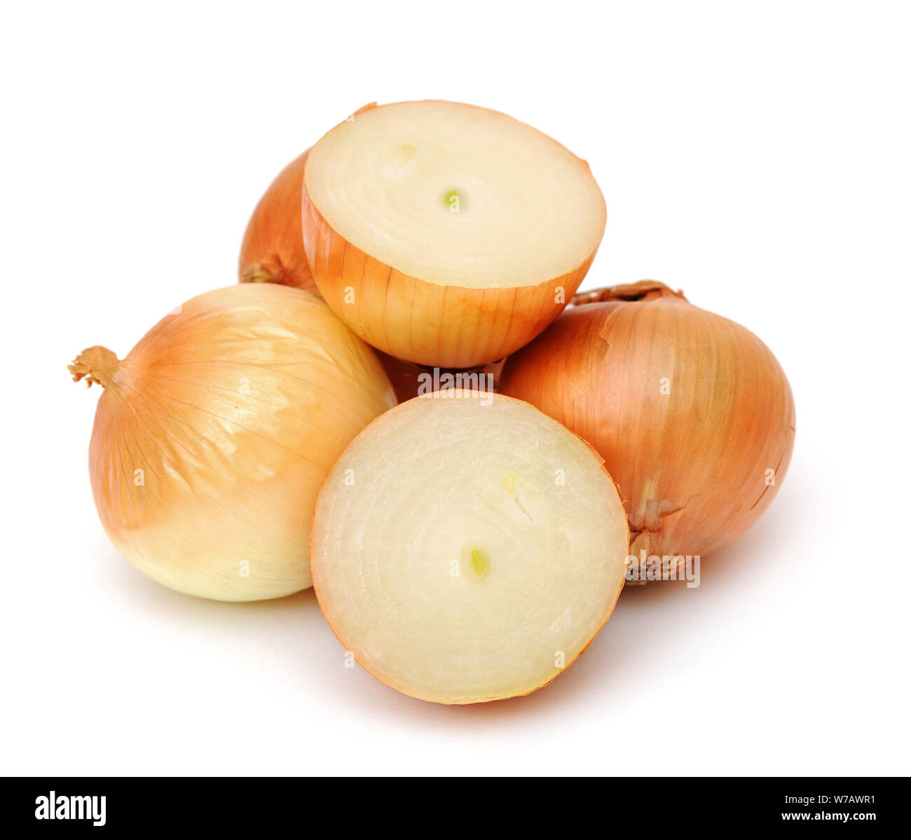 Pile of onions Cut Out Stock Images & Pictures - Alamy