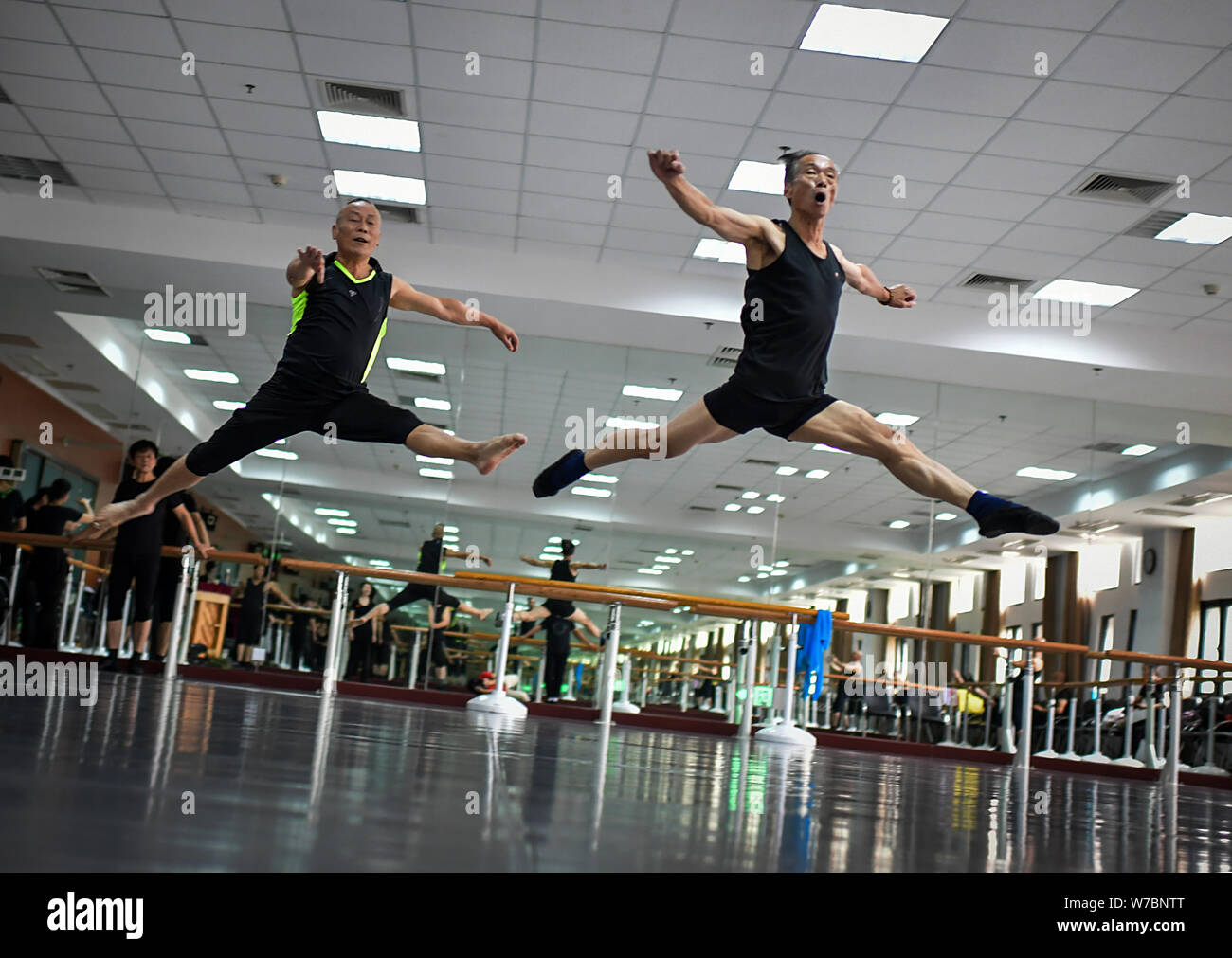 --FILE--Members of Chinese Dance troupe, with an average age of 63, of ...