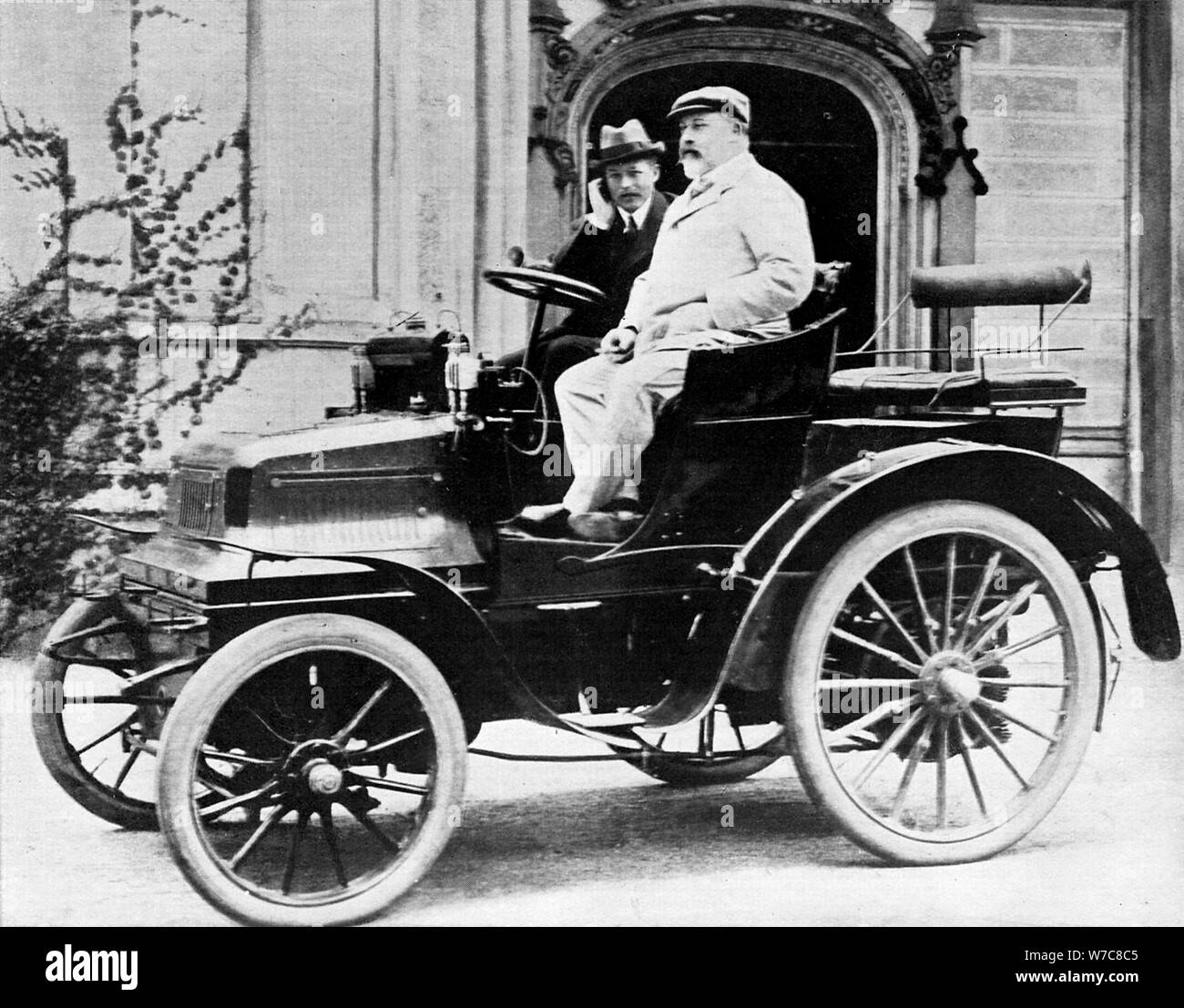 King Edward VII in Lord Montagu's 1899 Daimler 12hp, 1900. Artist: Unknown Stock Photo