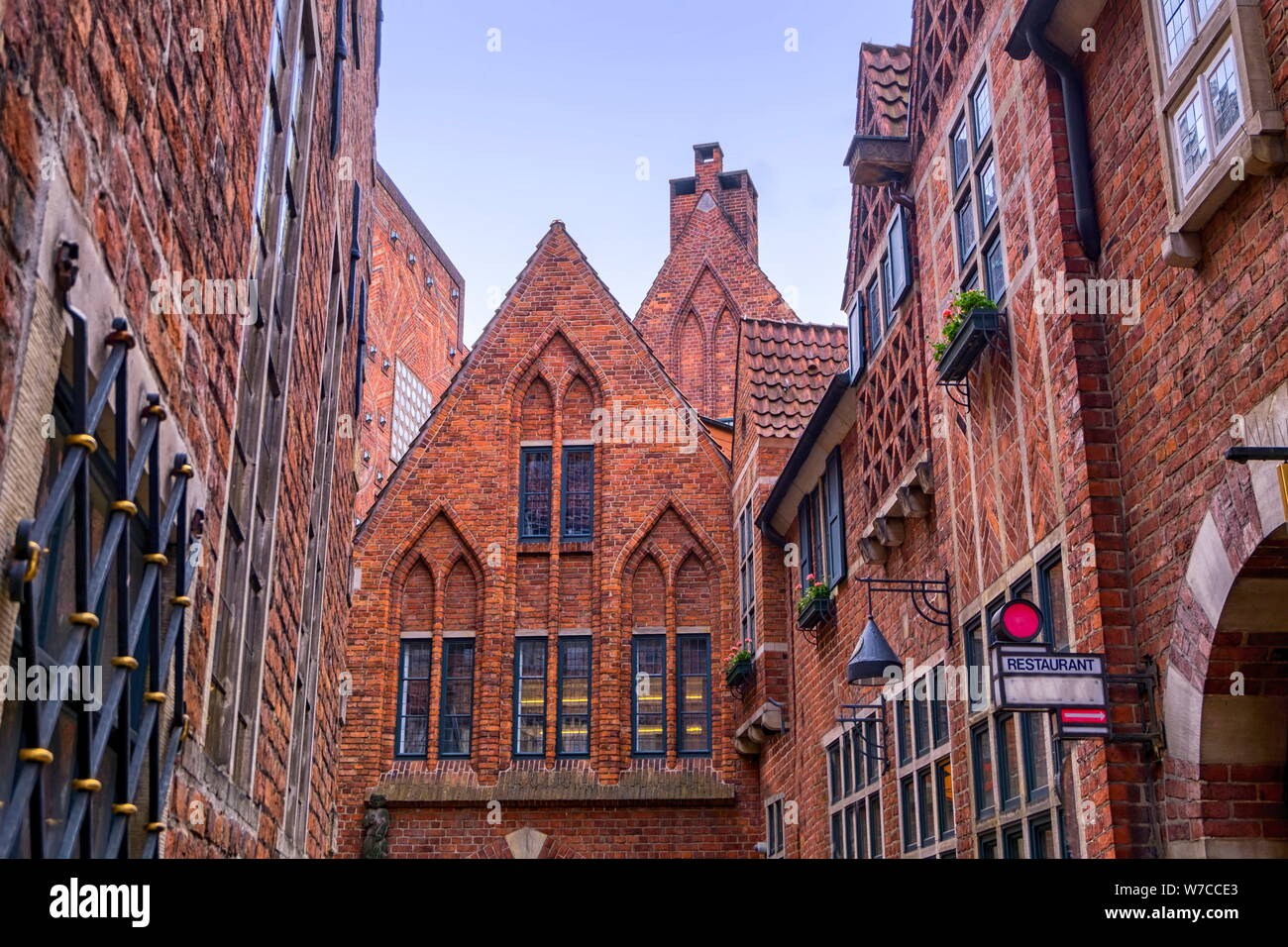 Bremen old buildings hi-res stock photography and images - Alamy