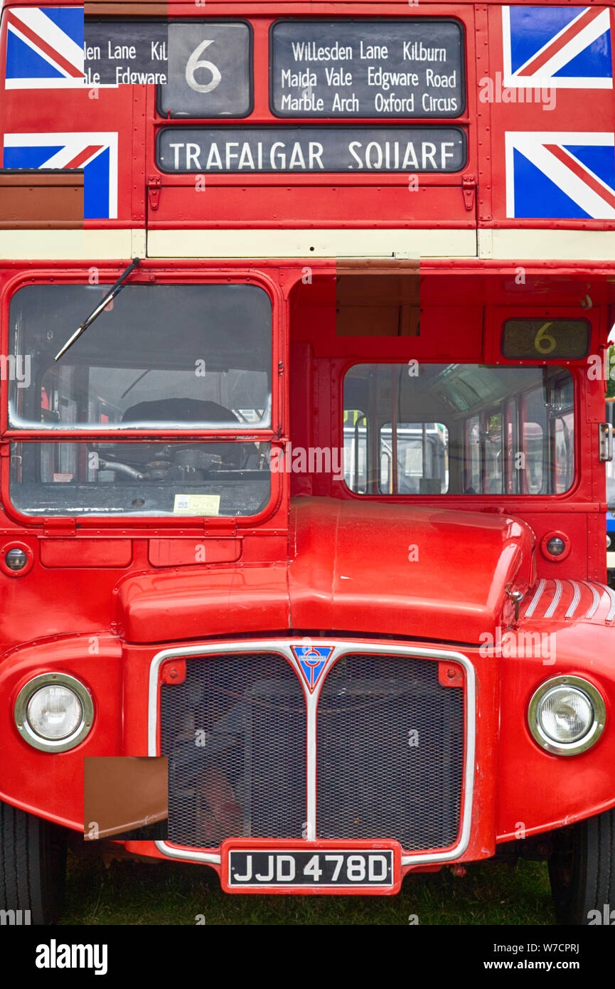 Vintage London bus no 6 Trafalgar square Stock Photo