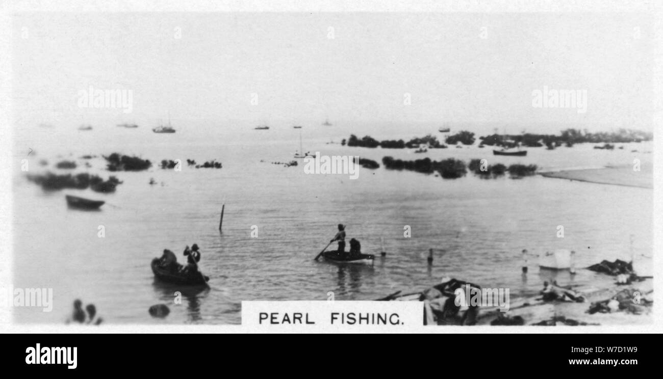 Fish 1925 1920s fishing boats hi-res stock photography and images - Alamy