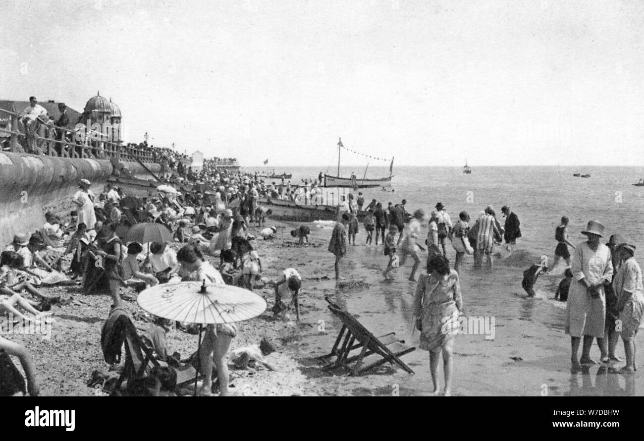 Holidaymakers on Bognor Regis seafront, West Sussex, c1900s-1920s. Artist: Unknown Stock Photo