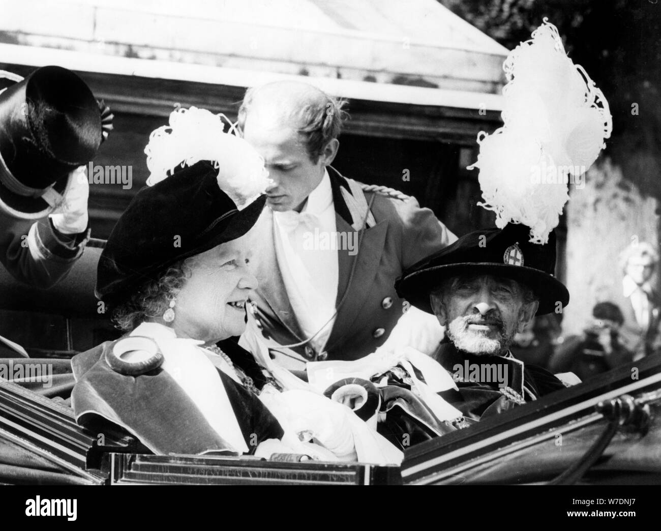 The Queen Mother With Emperor Haile Selassie At The Garter Ceremony Windsor Castle 1972 Artist Bippa Stock Photo Alamy