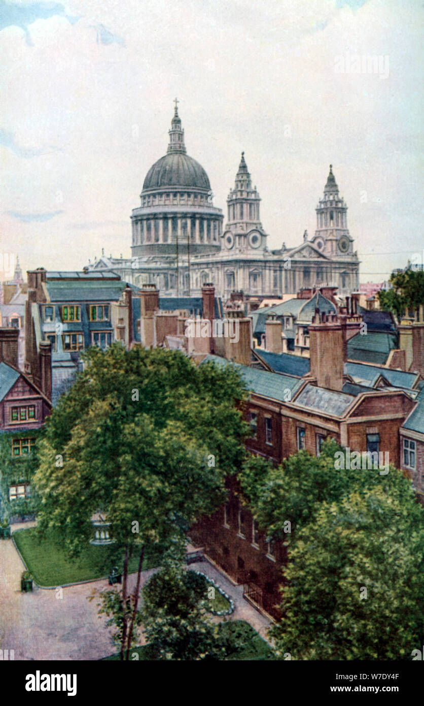 London st pauls cathedral 1930s hi-res stock photography and images - Alamy