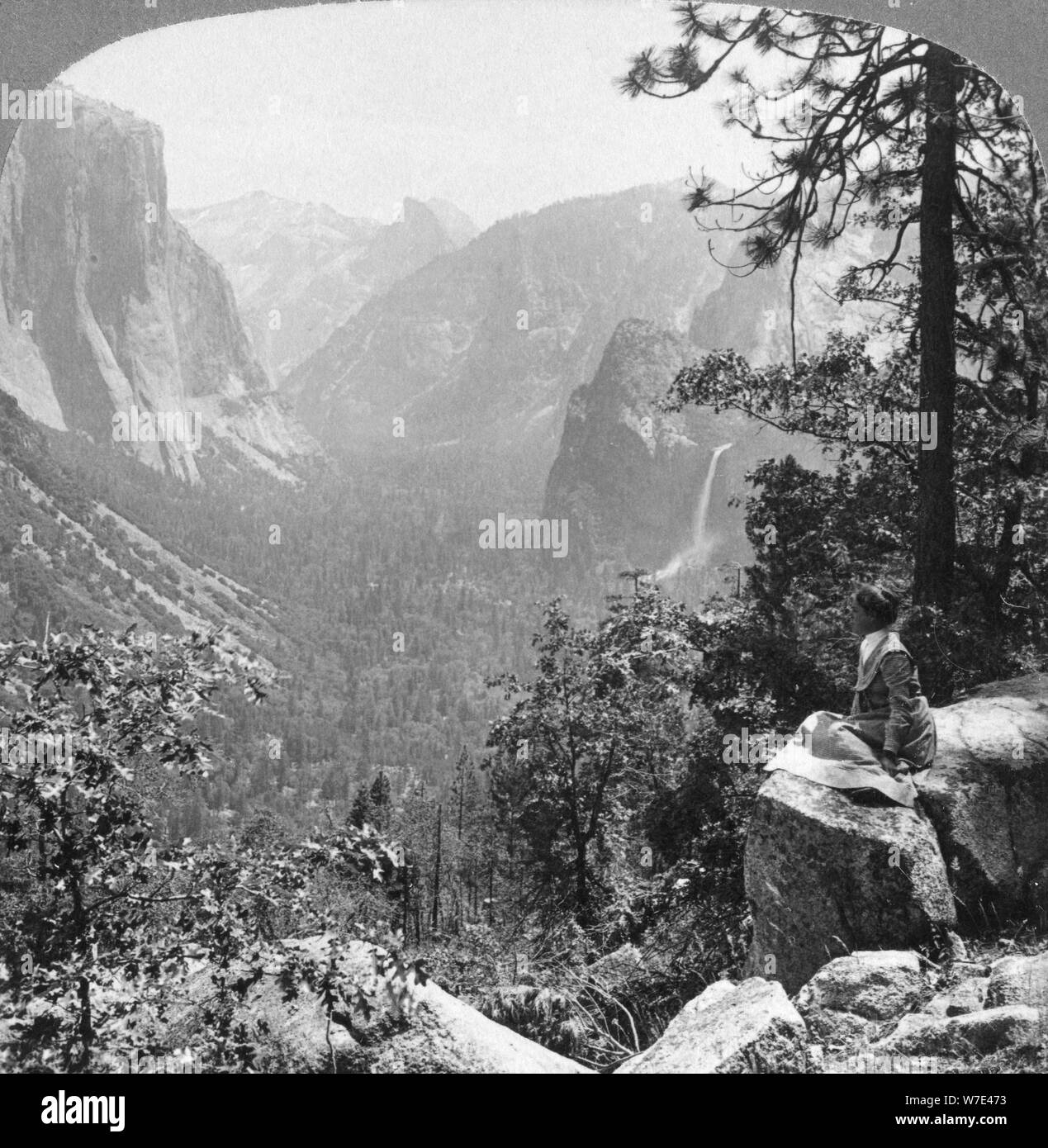 View from Inspiration Point through Yosemite Valley, California, USA, 1902.  Artist: Underwood & Underwood Stock Photo