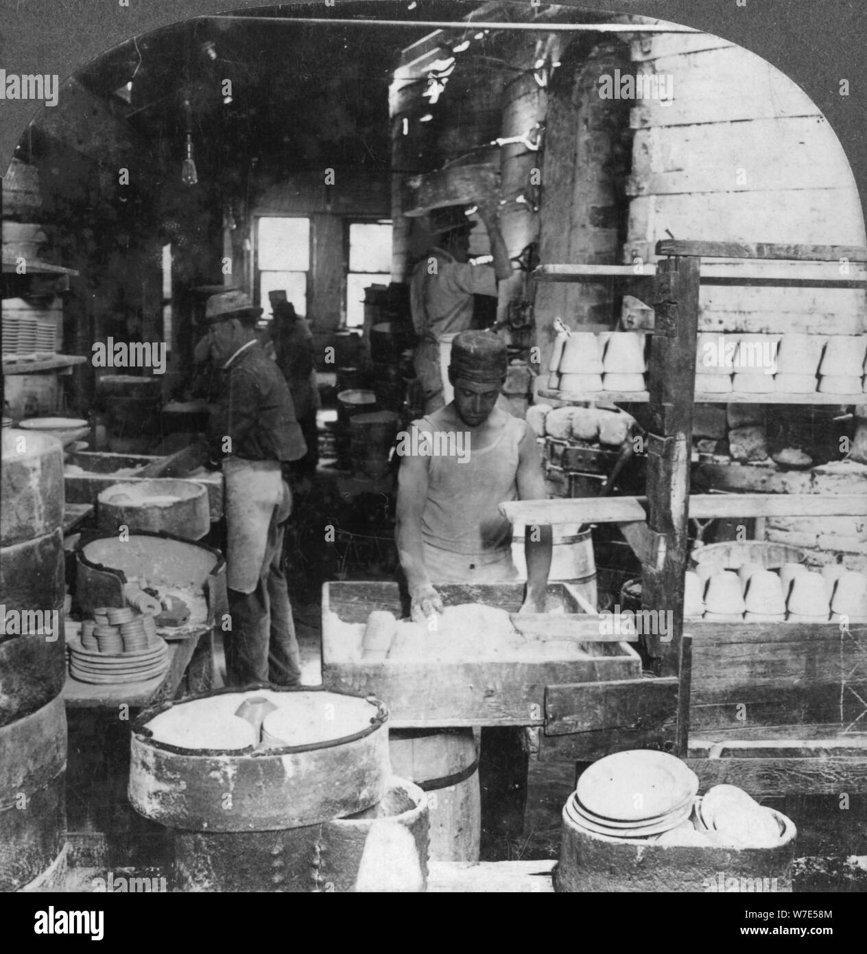 Pottery kiln Black and White Stock Photos & Images Alamy