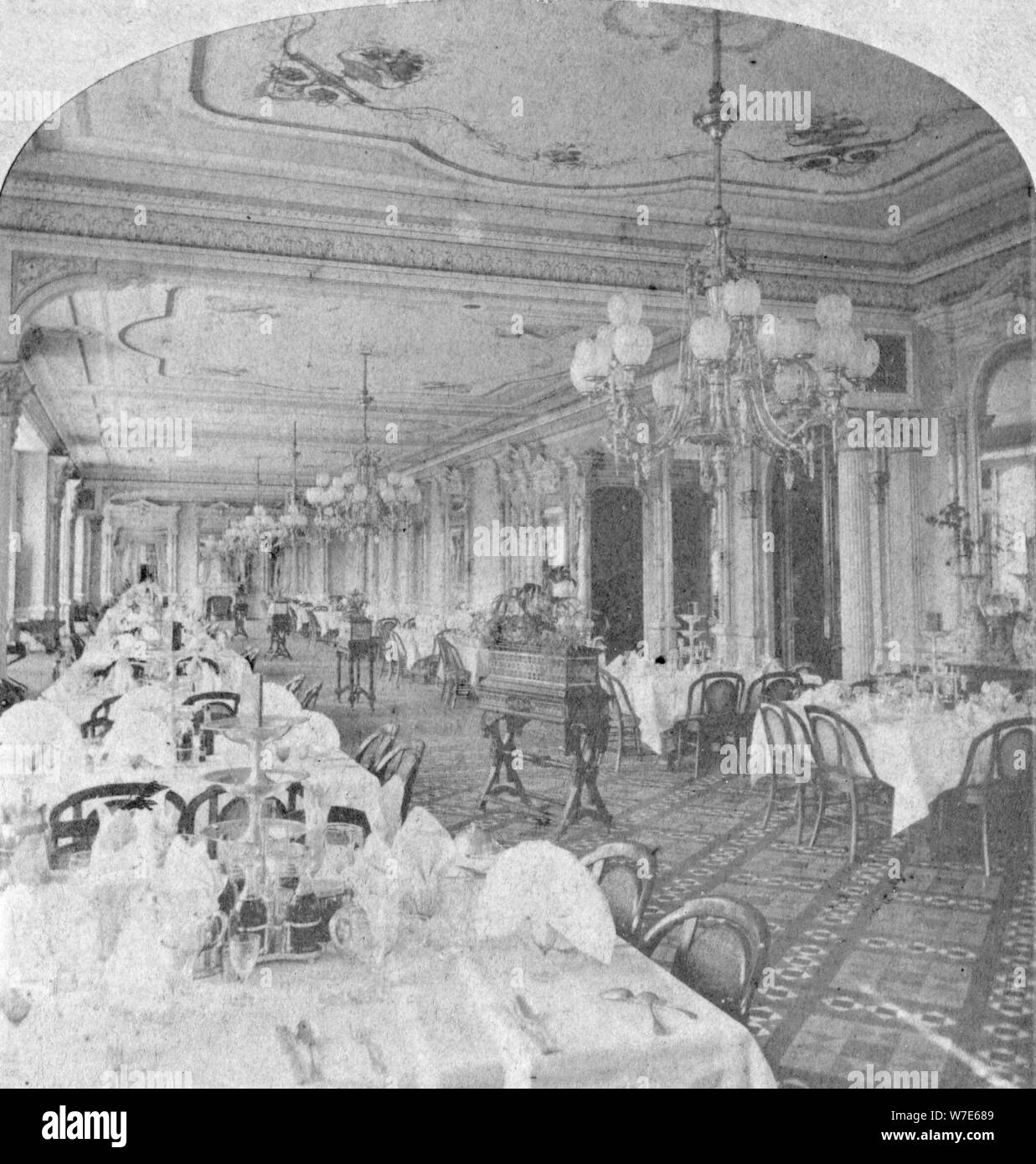 Dining room, Baldwin Hotel, San Francisco, USA, late 19th century.  Artist: Nesemann Stock Photo