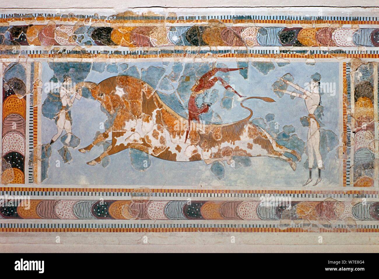 Bull leaping fresco knossos hires stock photography and images Alamy