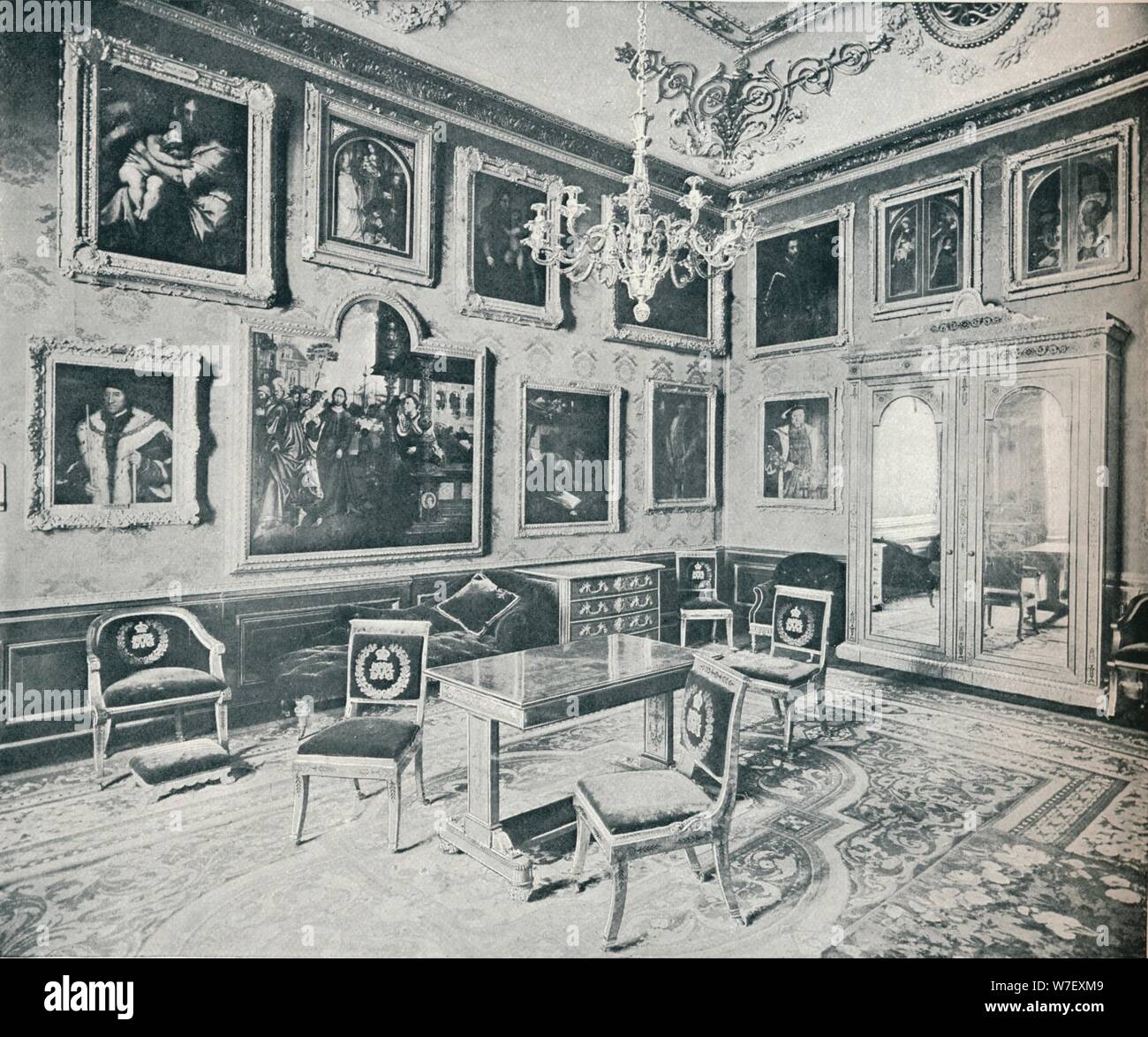 Dressing the king hires stock photography and images Alamy