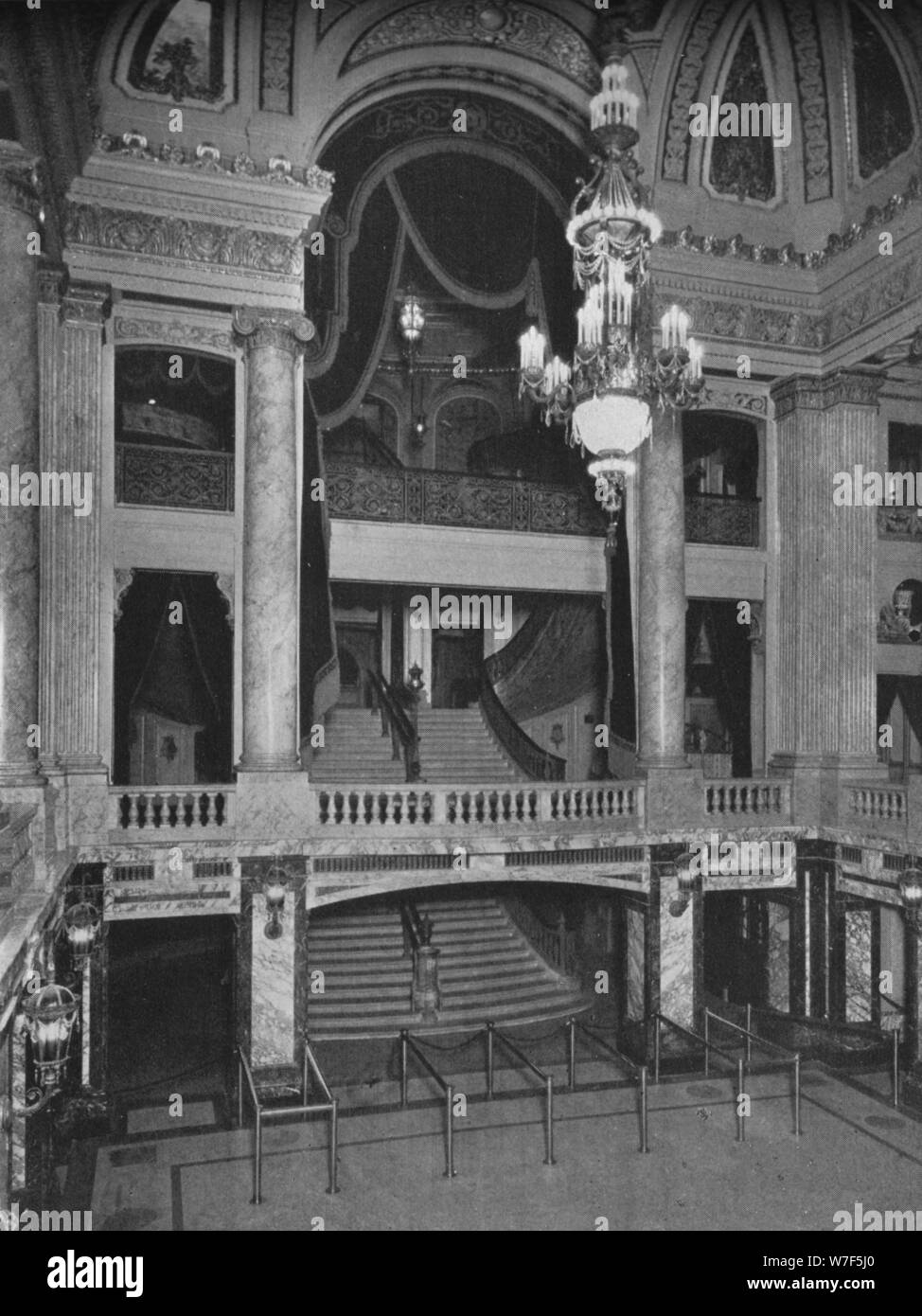 1920s movie theater interior hi-res stock photography and images - Alamy