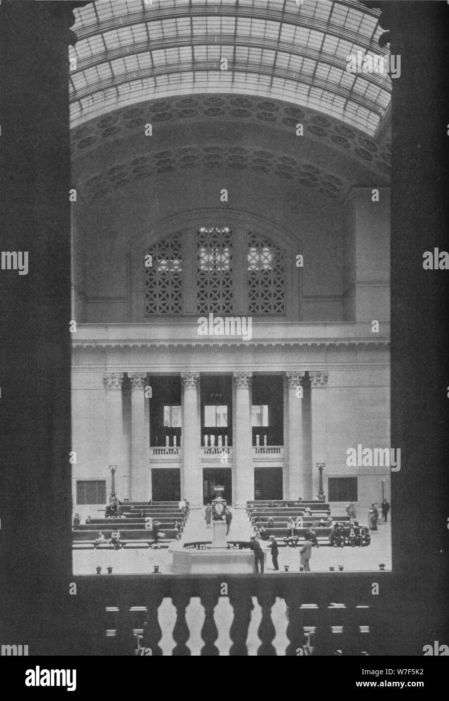 Main waiting room, Chicago Union Station, Illinois, 1926. Artist: Unknown. Stock Photo