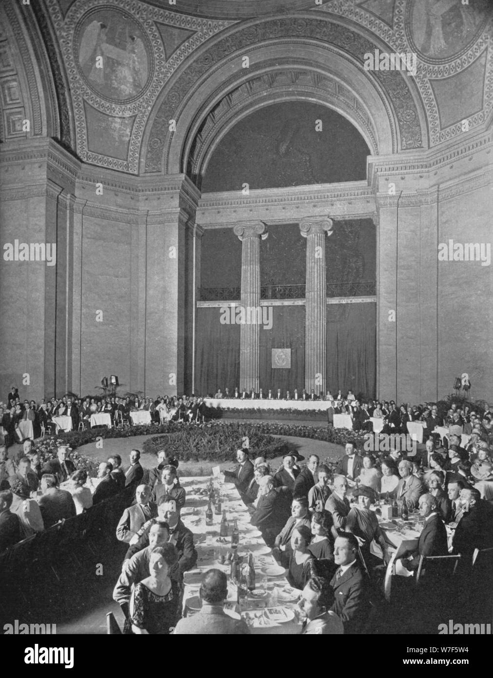American Institute of Architects banquet, Old Fine Arts Building, Chicago, Illinois, 9 June 1922. Artist: Unknown. Stock Photo