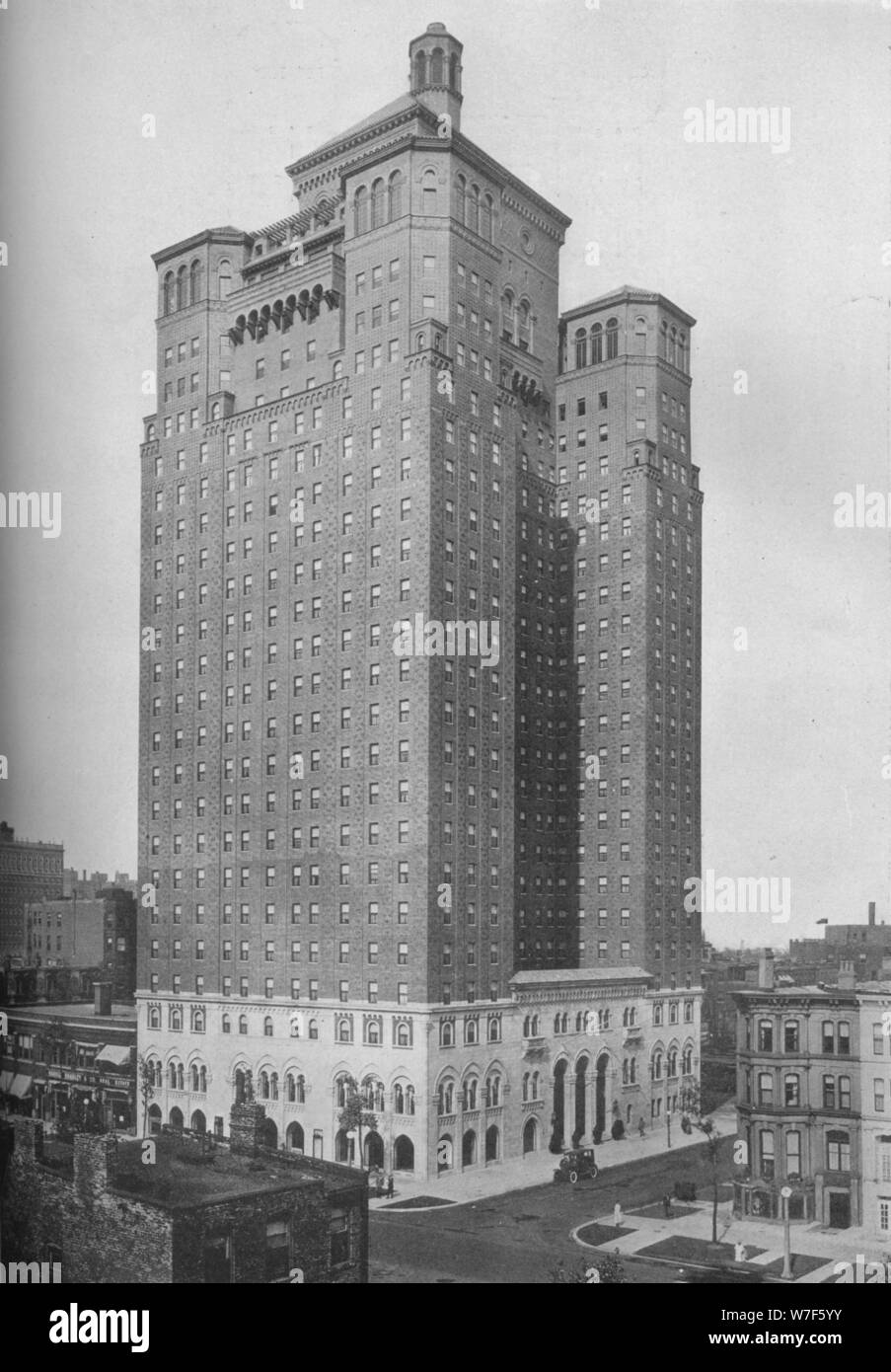 Allerton Hotel, Chicago, Illinois, 1925. Artist Unknown Stock Photo