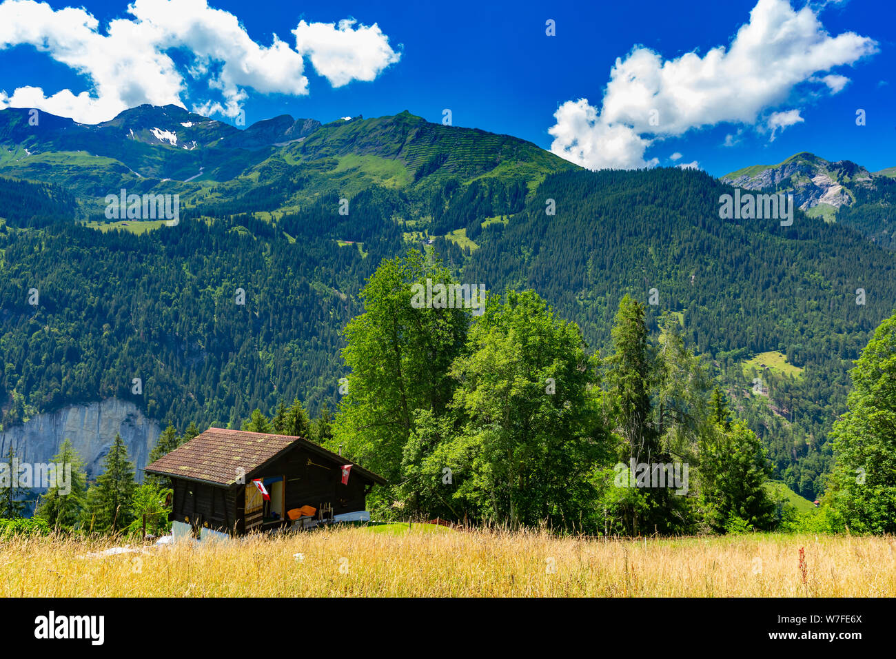 House in the alps hi-res stock photography and images - Alamy