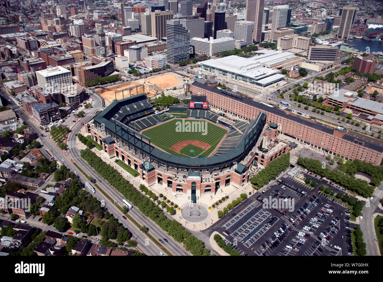 Camden yards baltimore hi-res stock photography and images - Alamy