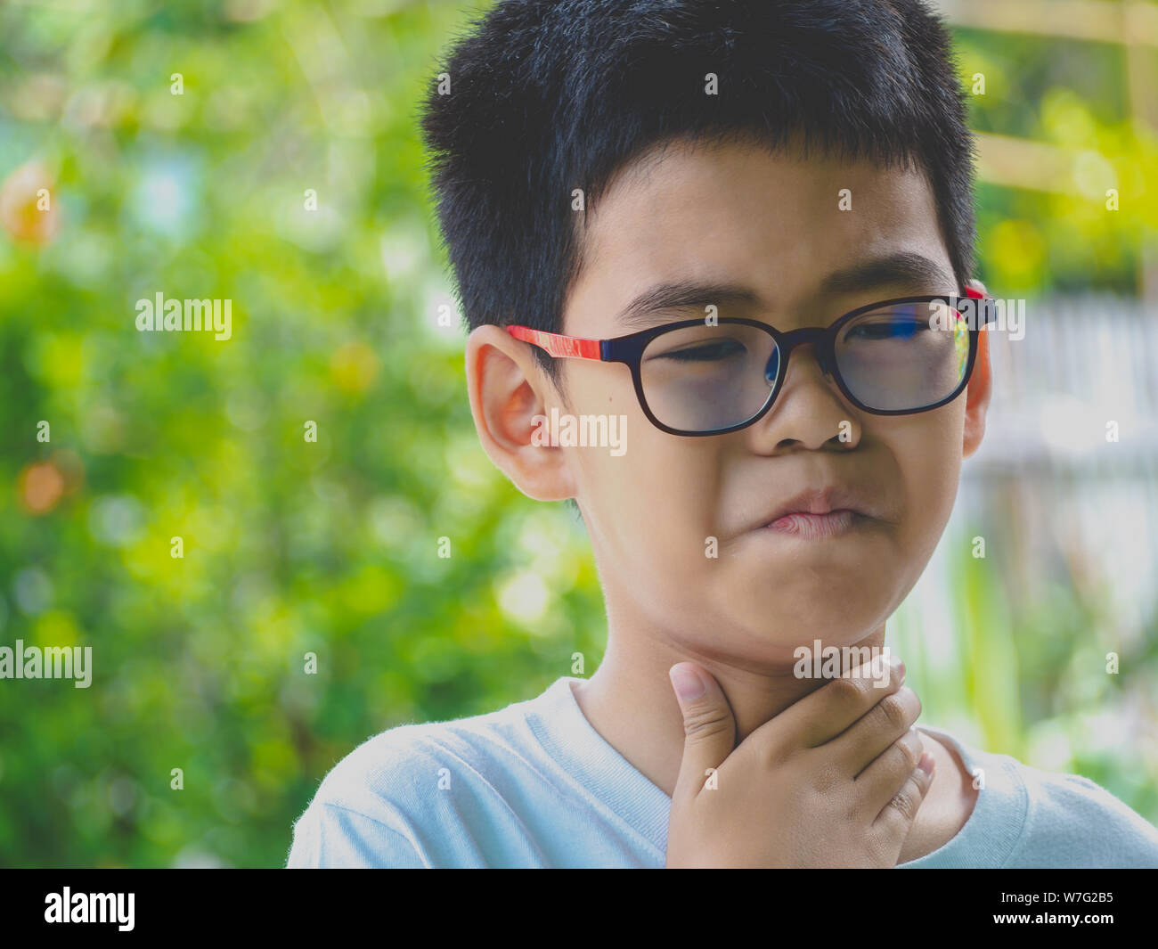 Choking child hires stock photography and images Alamy