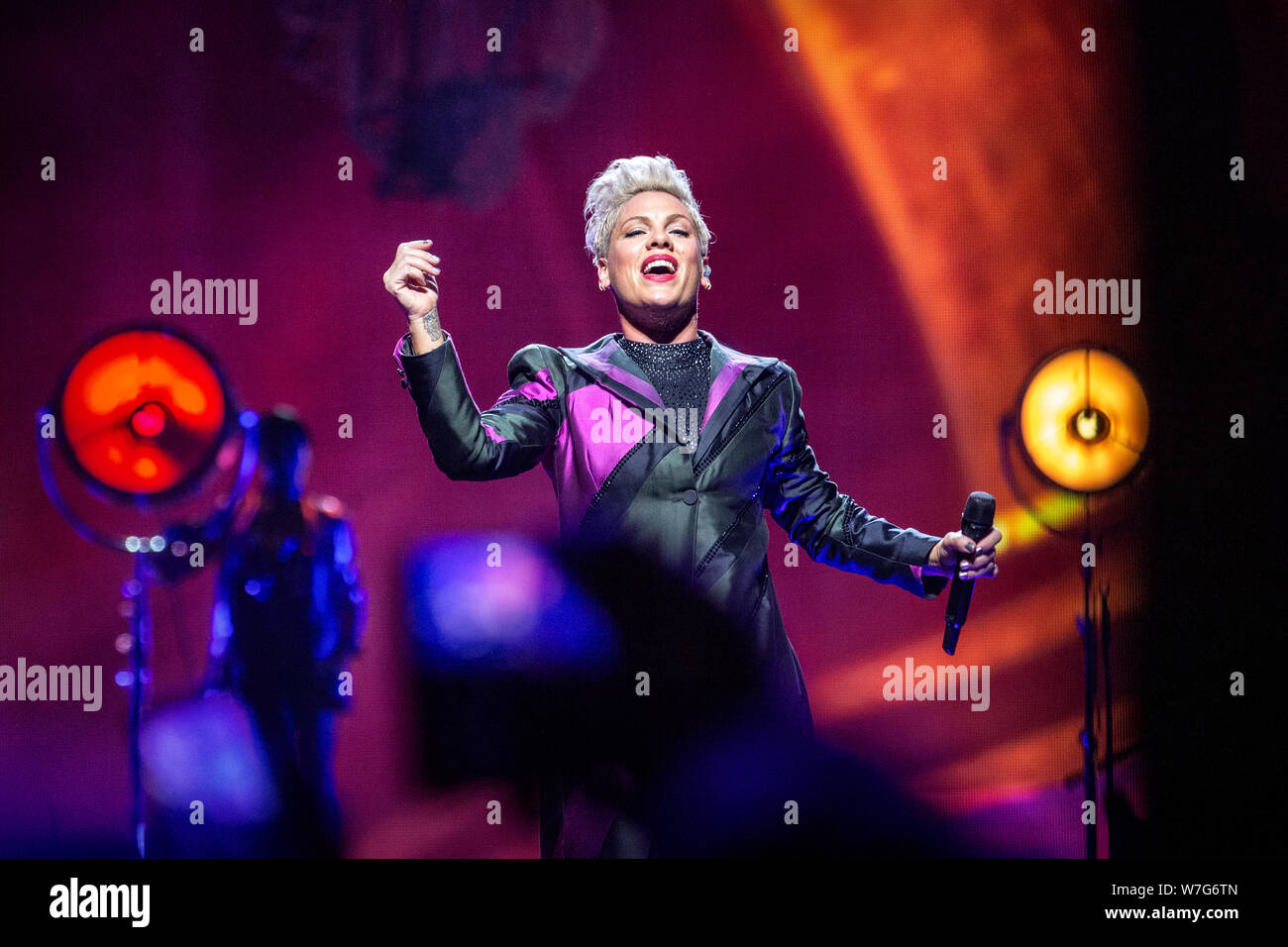 Pink The Singer Hi res Stock Photography And Images Alamy Pink The Singer Hi res Stock Photography And Images Alamy