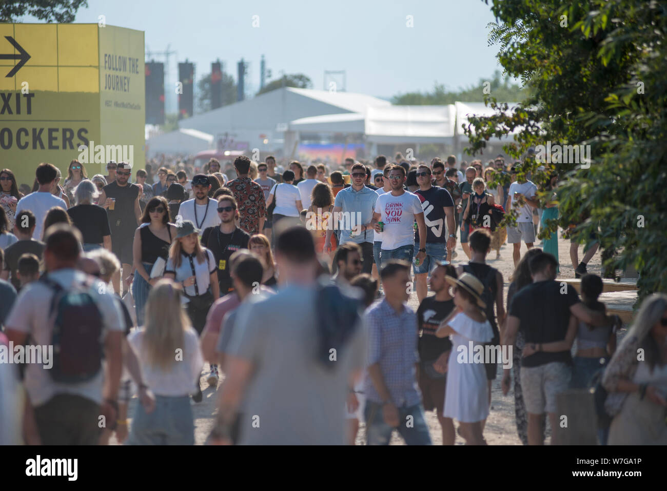 BONTIDA, ROMANIA - JULY 20, 2019: Crowd of people headbanging and partying  during a While She Sleeps rock concert at Electric Castle festival Stock  Photo - Alamy