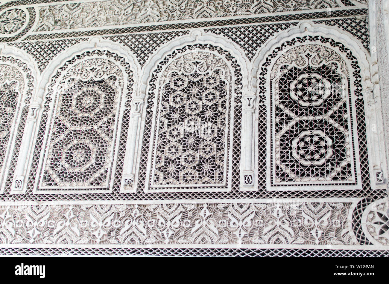 Arabesque plaster hi-res stock photography and images - Alamy