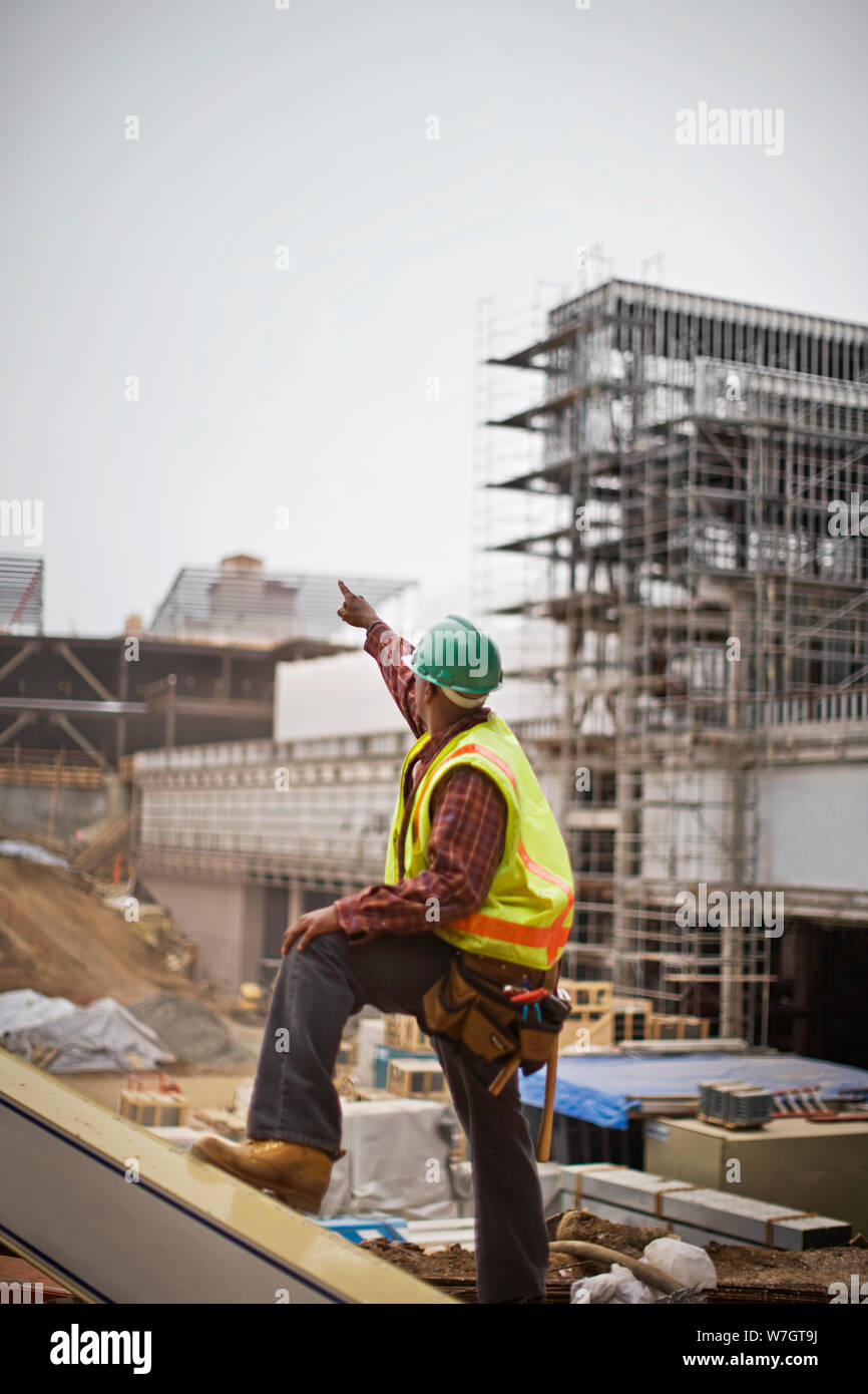 Point Up Construction Profession building photograph hi-res stock photography and images - Alamy