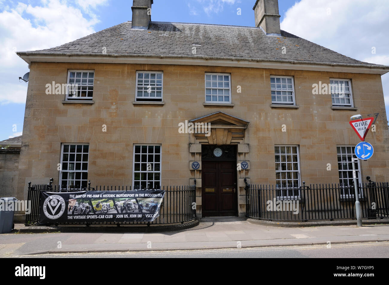 Vintage Sports and Car Club,The Old Post Office, 13 West St, Chipping