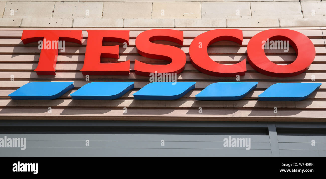 London, UK. 6th Aug, 2019. Tesco sign outside a store in London, UK. Credit: Steve Taylor/SOPA Images/ZUMA Wire/Alamy Live News Stock Photo