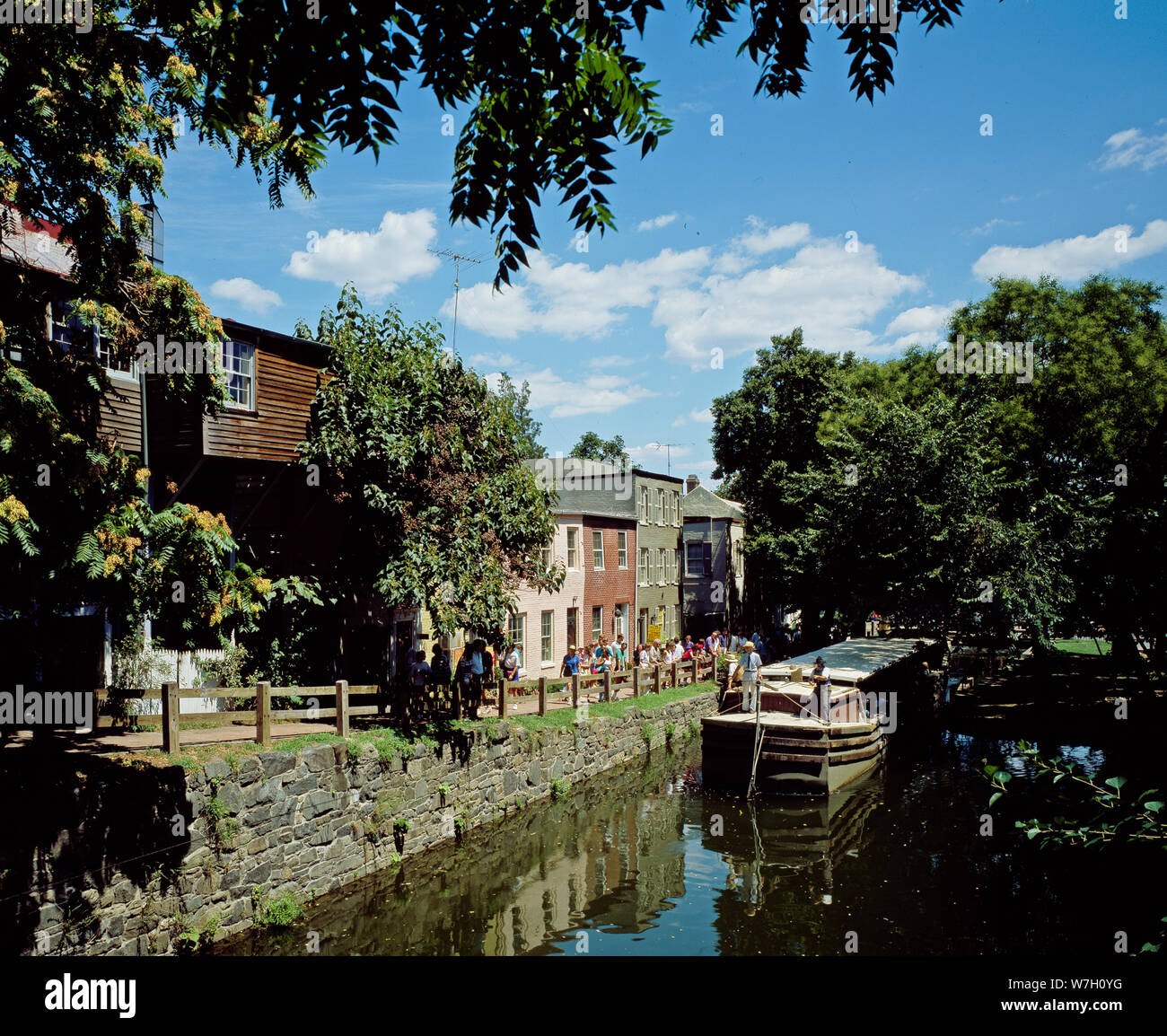 Boat traveling on the Chesapeake and Ohio Canal picks up tourist in the ...