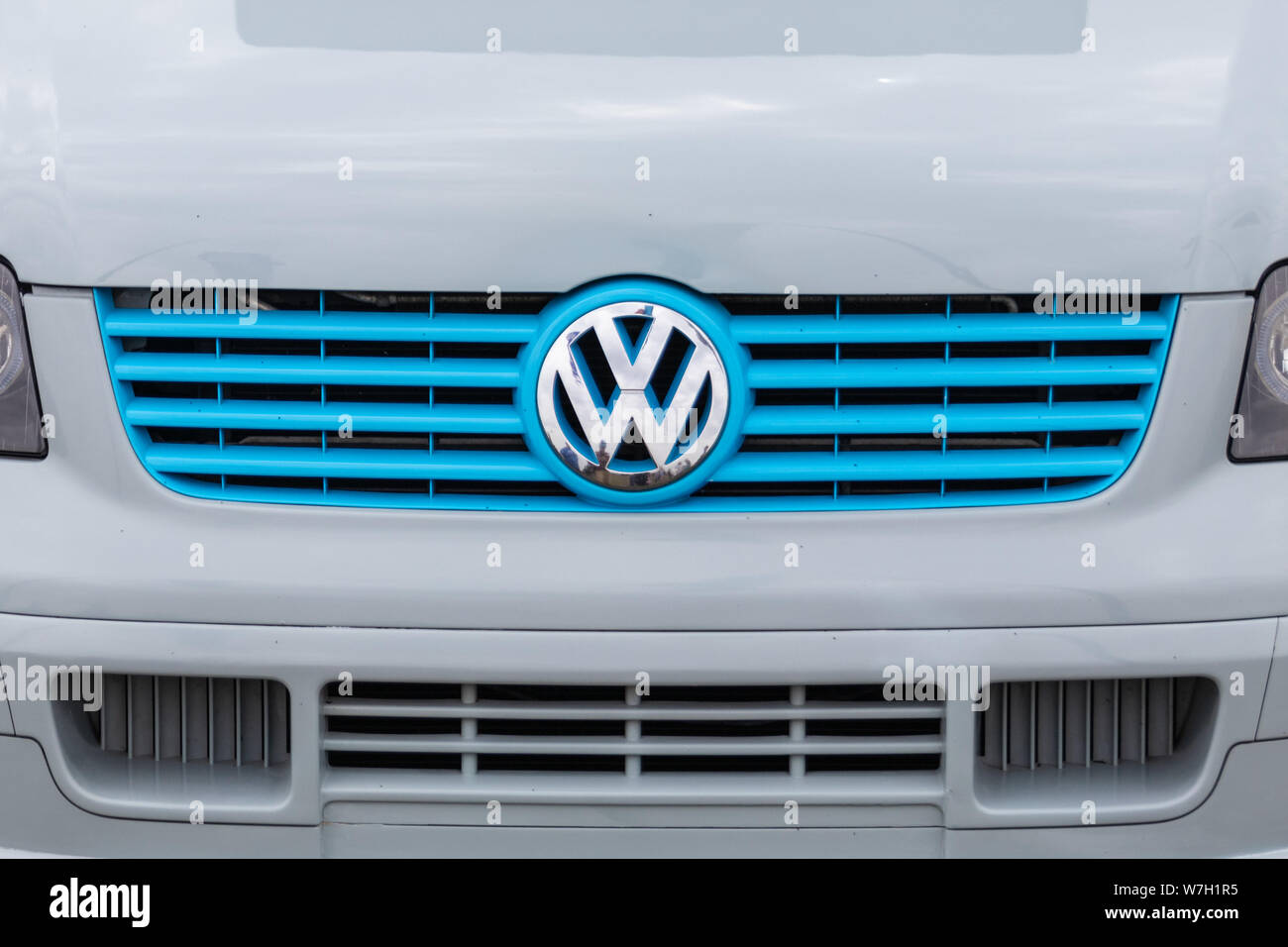 Vw grill hi-res stock photography and images - Alamy