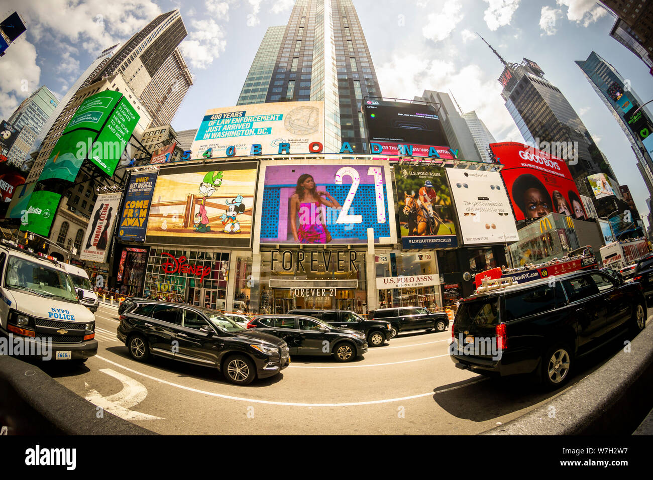 Forever 21 Billboard Times Square