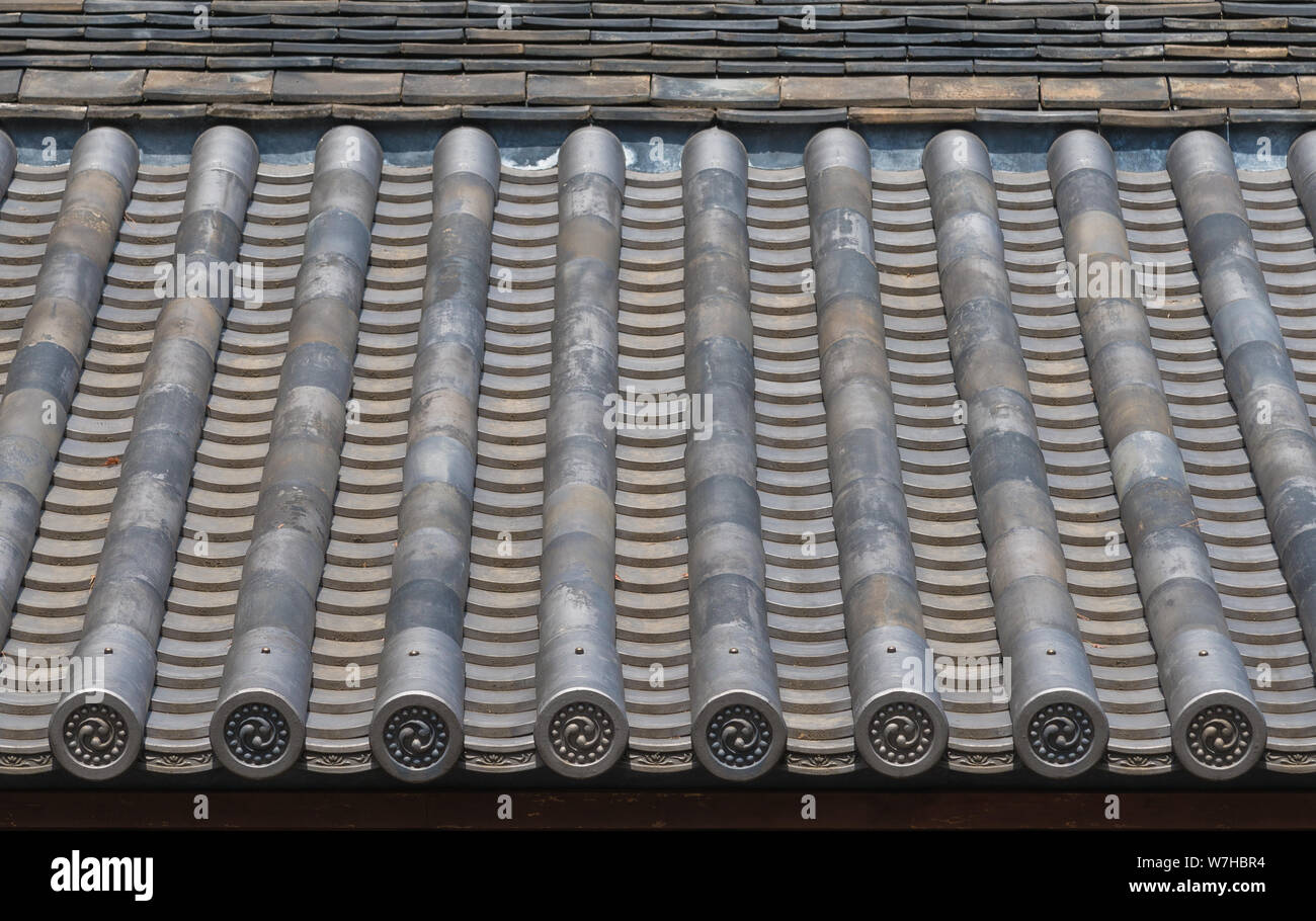 Japanese roof tile hires stock photography and images Alamy