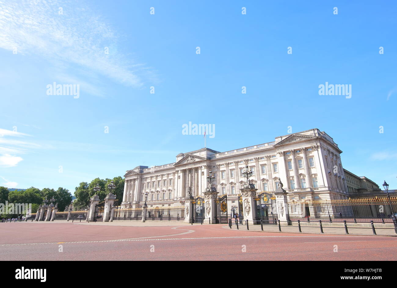 Buckingham palace historical building London UK Stock Photo Alamy