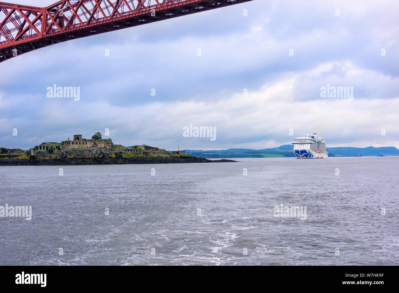 Passenger ship and tender hires stock photography and images Alamy
