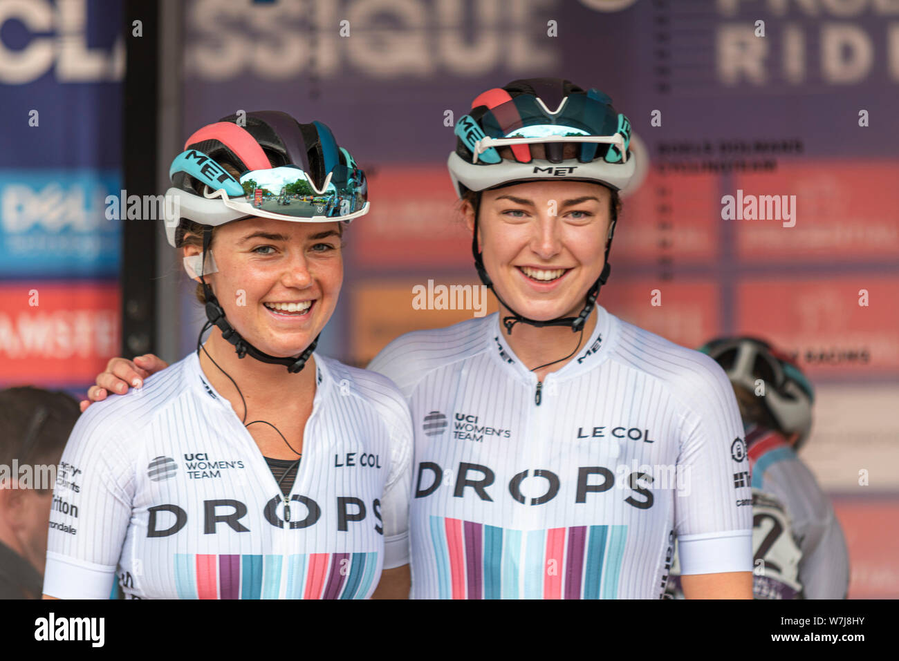 Abby Mae Parkinson And Manon Lloyd Of Team Drops Before Racing In The Prudential Ridelondon Classique Cycle Race Female Cyclist Rider Stock Photo Alamy