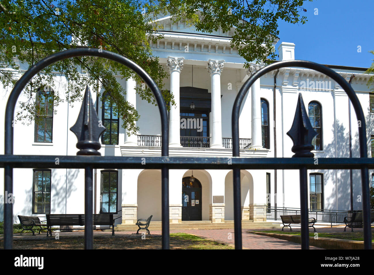 The historical Lafayette County Courthouse in Greek Revival style as