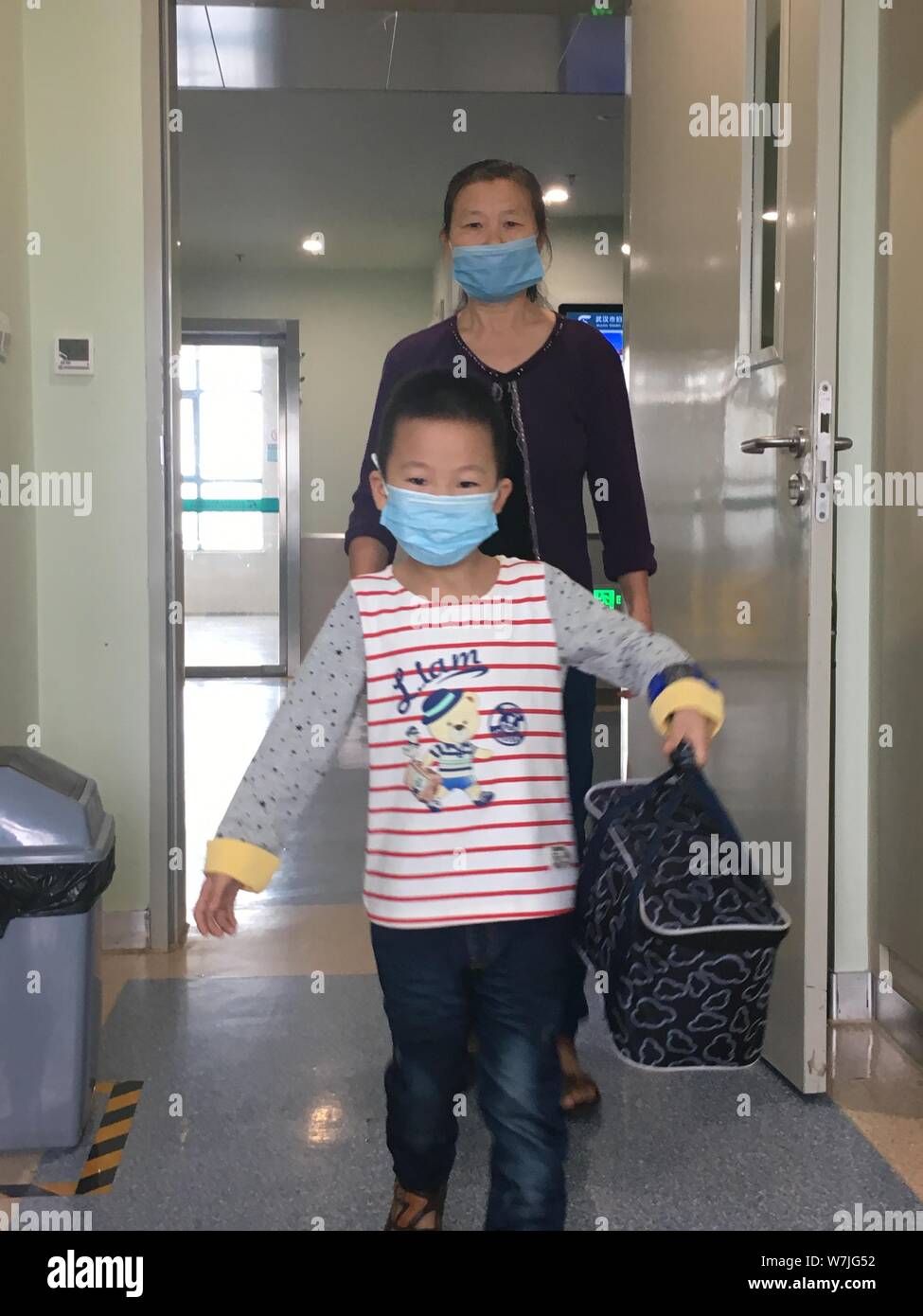 6yearold Chinese boy Xiao Zhi donating bone marrow to save his elder brother Xiao Jie and