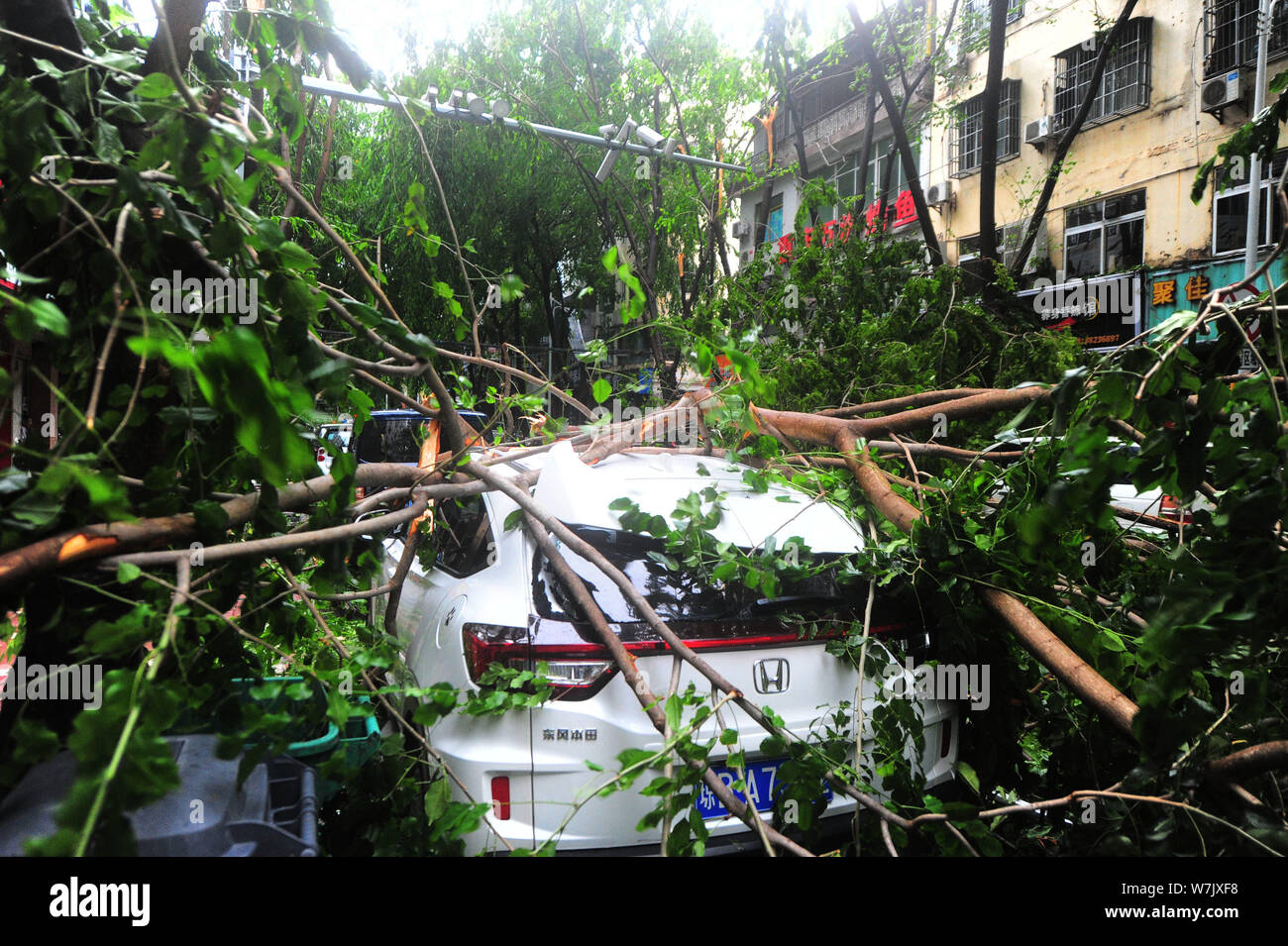 China typhoon doksuri hi-res stock photography and images - Alamy