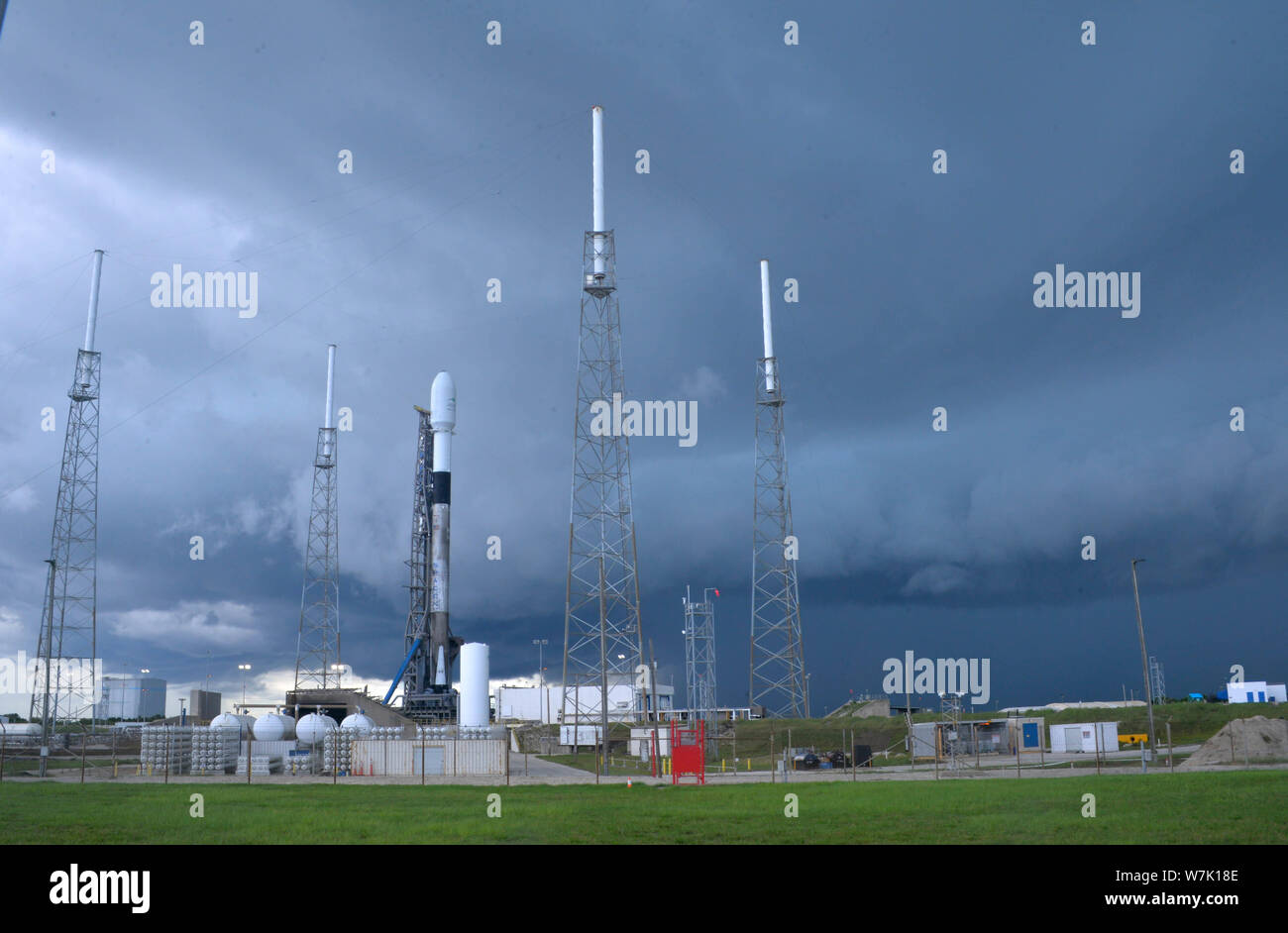 Cape Canaveral Air Force Station. Florida. USA. Aug 6, 2019. SpaceX's Falcon 9 rocket successfully lifted off from Space Launch Complex 40 (SLC-40) at CCAFS carrying the AMOS-17 satellite for Spacecom. Liftoff occurred at 7.23 pm EDT and the satellite was deployed approximately 31 minutes after liftoff. Photo Credit: Julian Leek/Alamy Live News Stock Photo